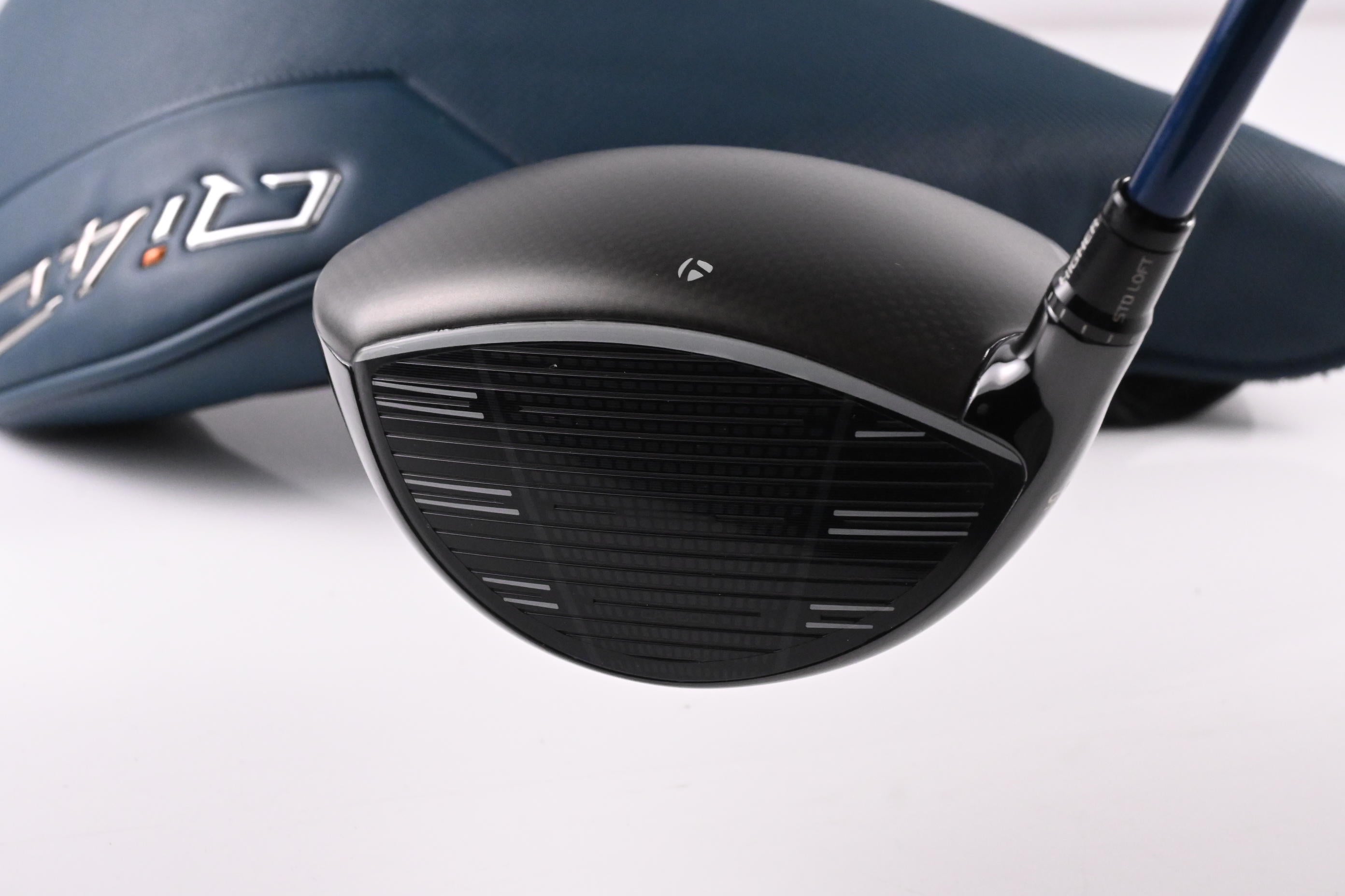Taylormade Qi4D Driver / 10.5 Degree / Regular Flex Ventus Blue 5 Shaft