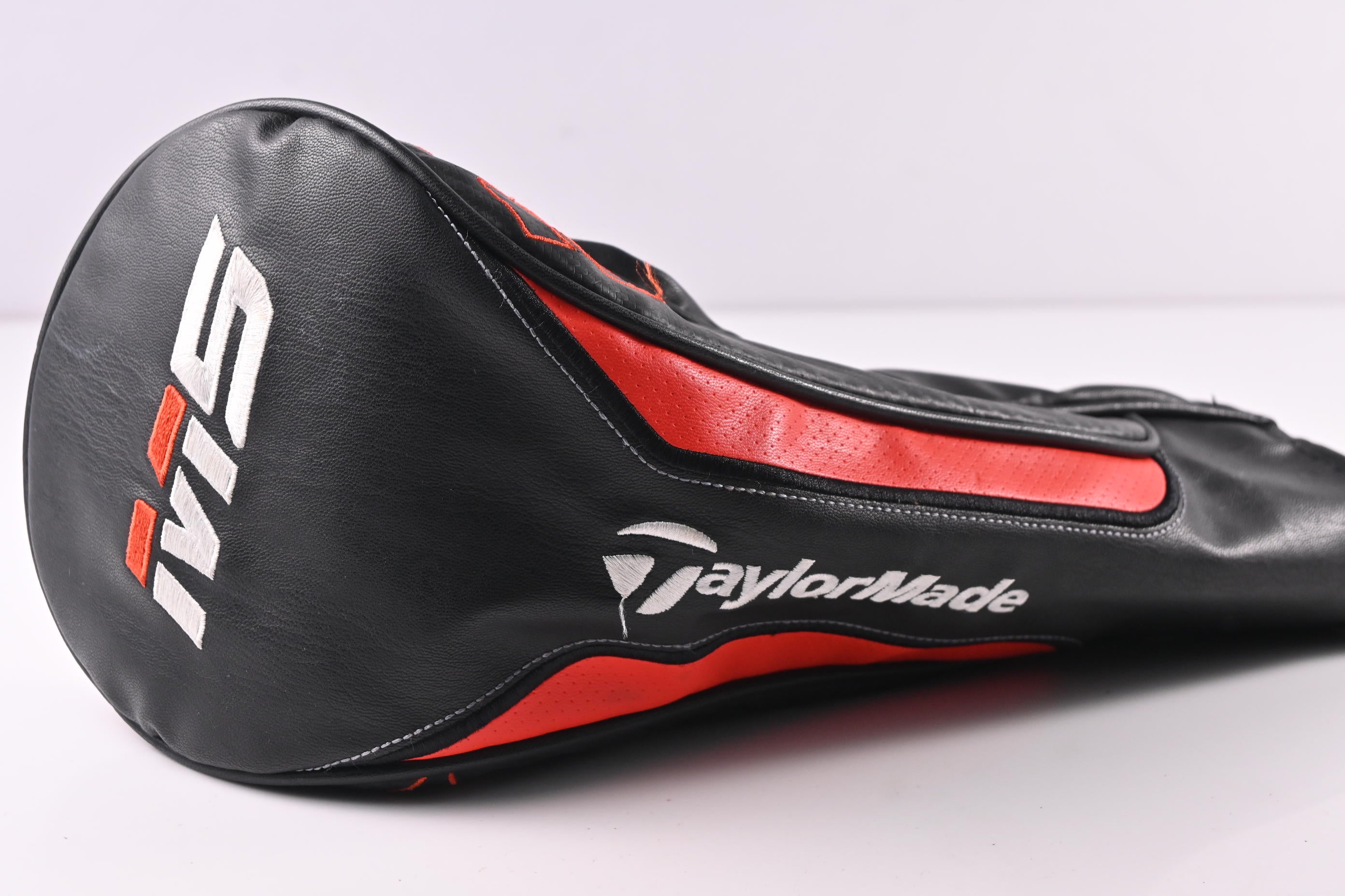 Taylormade M5 Driver / 9 Degree / Stiff Flex Mitsubishi Kuro Kage White 60 Shaft