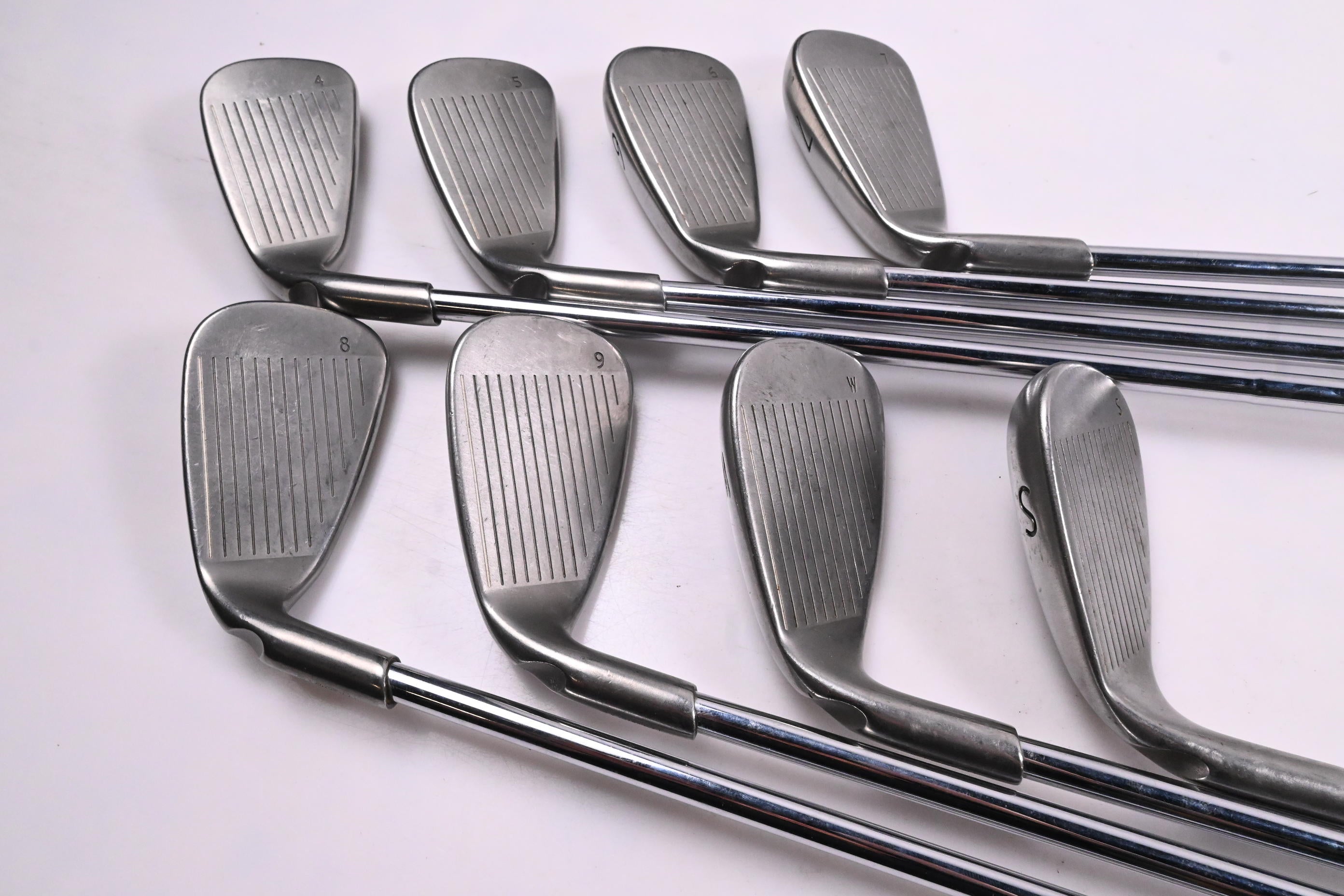 Ping G30 Irons / 4-PW+SW / Black Dot / Regular Flex Ping CFS Distance Shafts