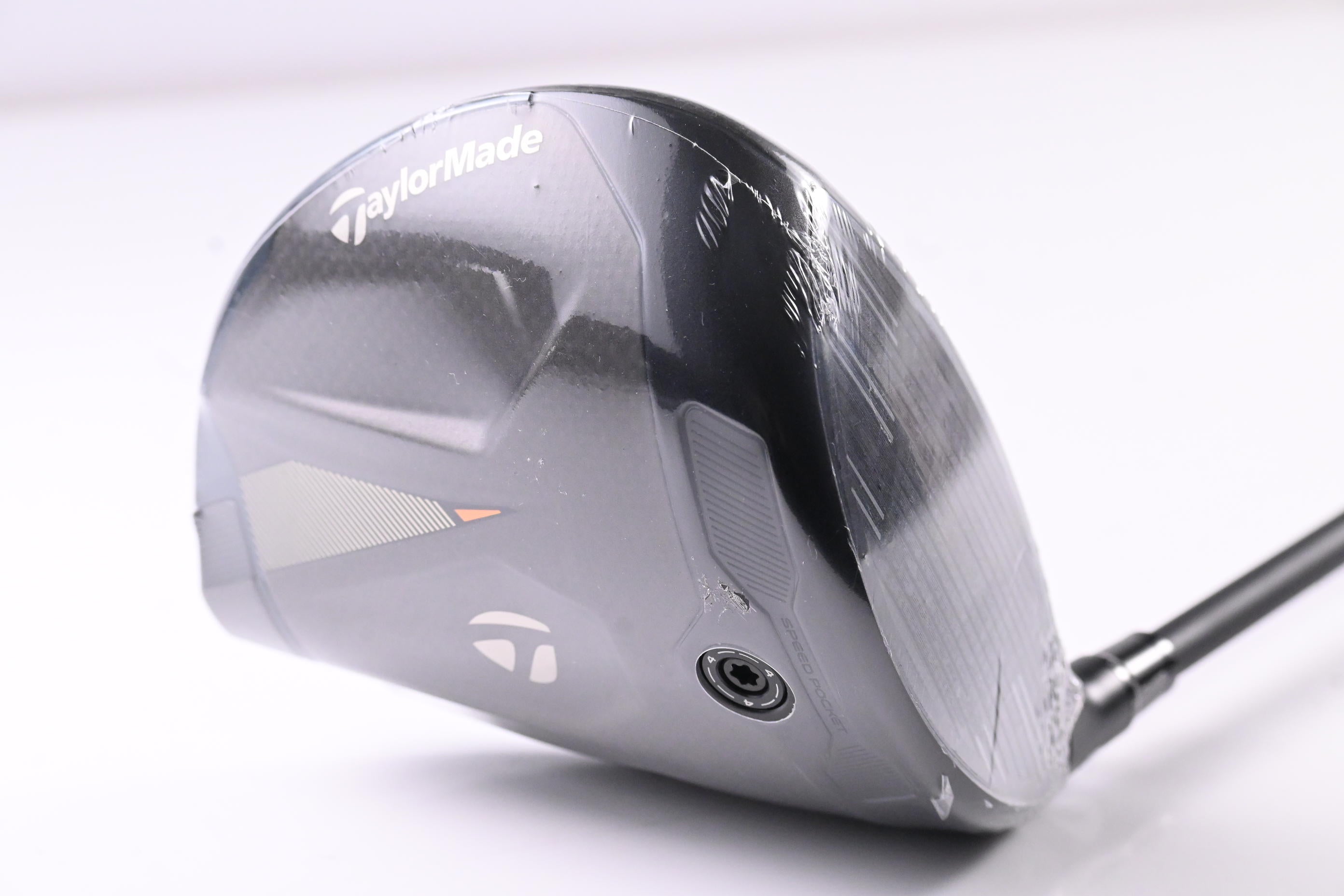 Taylormade Qi4D Max Driver / 10.5 Degree / Regular Flex Reax Blue 50 Shaft