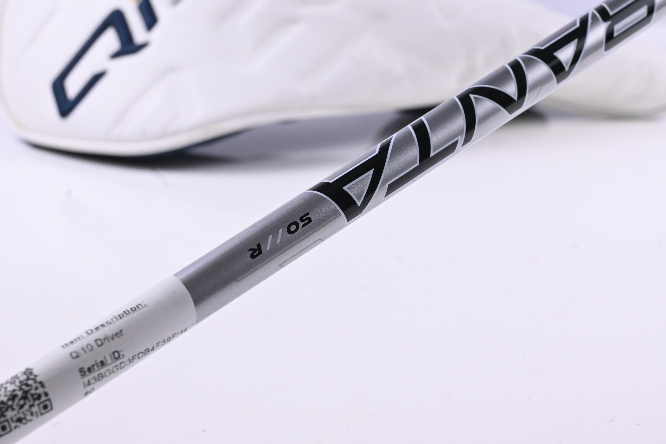 Taylormade Qi10 Driver / 10.5 Degree / Regular Flex Aldila Quaranta Blue 50