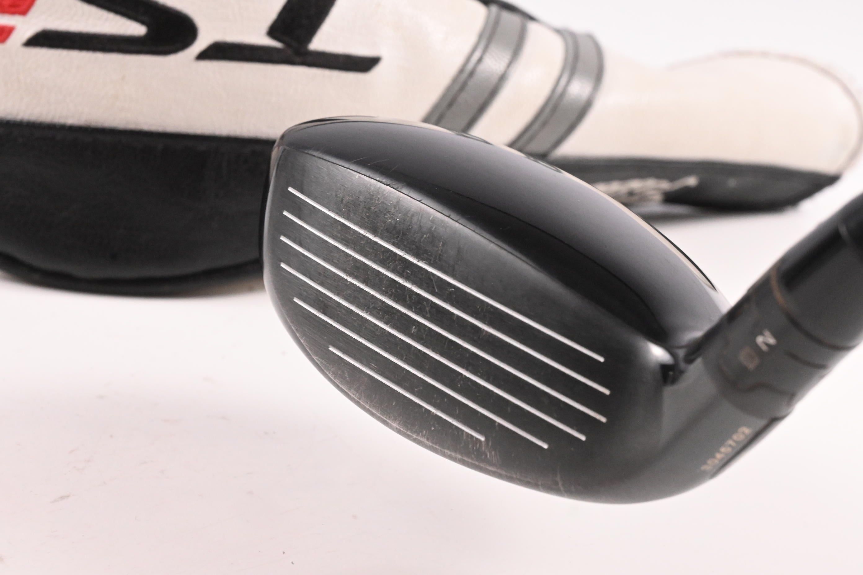 Titleist TS2 #3 Hybrid / 19 Degree / Stiff Flex Project X Evenflow White 90