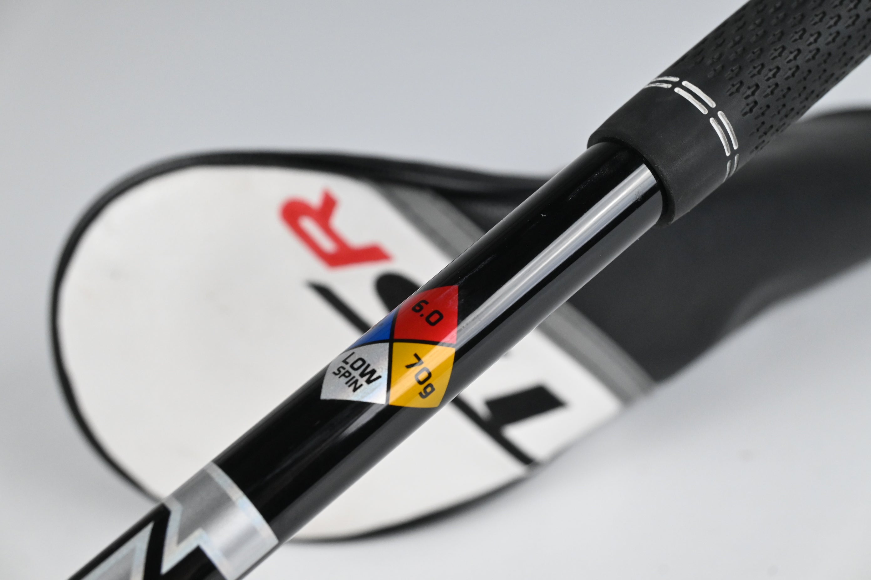 Titleist TSR2 #3 Wood / 16.5 Degree / Stiff Flex HZRDUS Black 70 Shaft