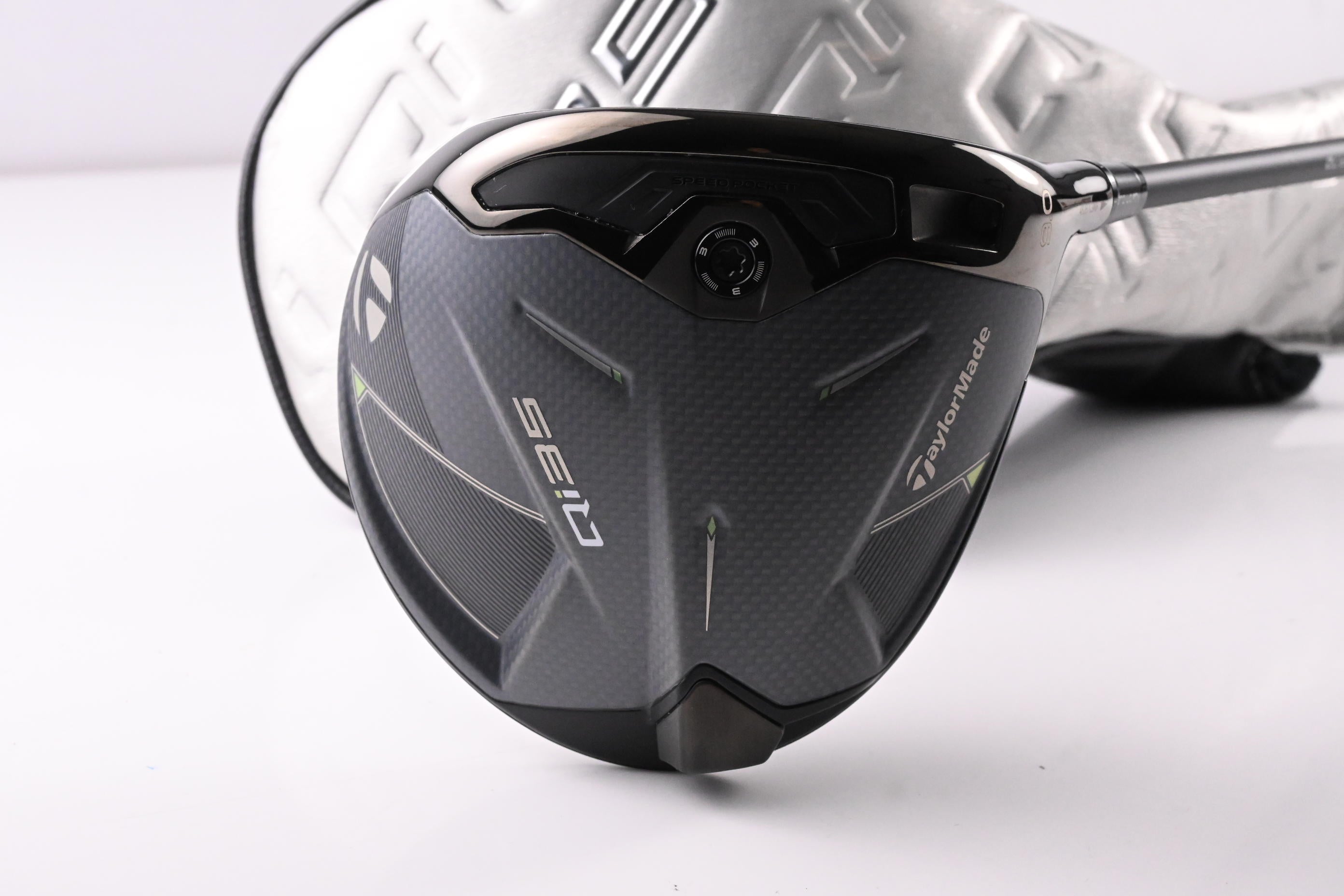 Taylormade Qi35 Driver / 9 Degree / Stiff Flex Kai'li Blue Dark Wave CB 60 Shaft