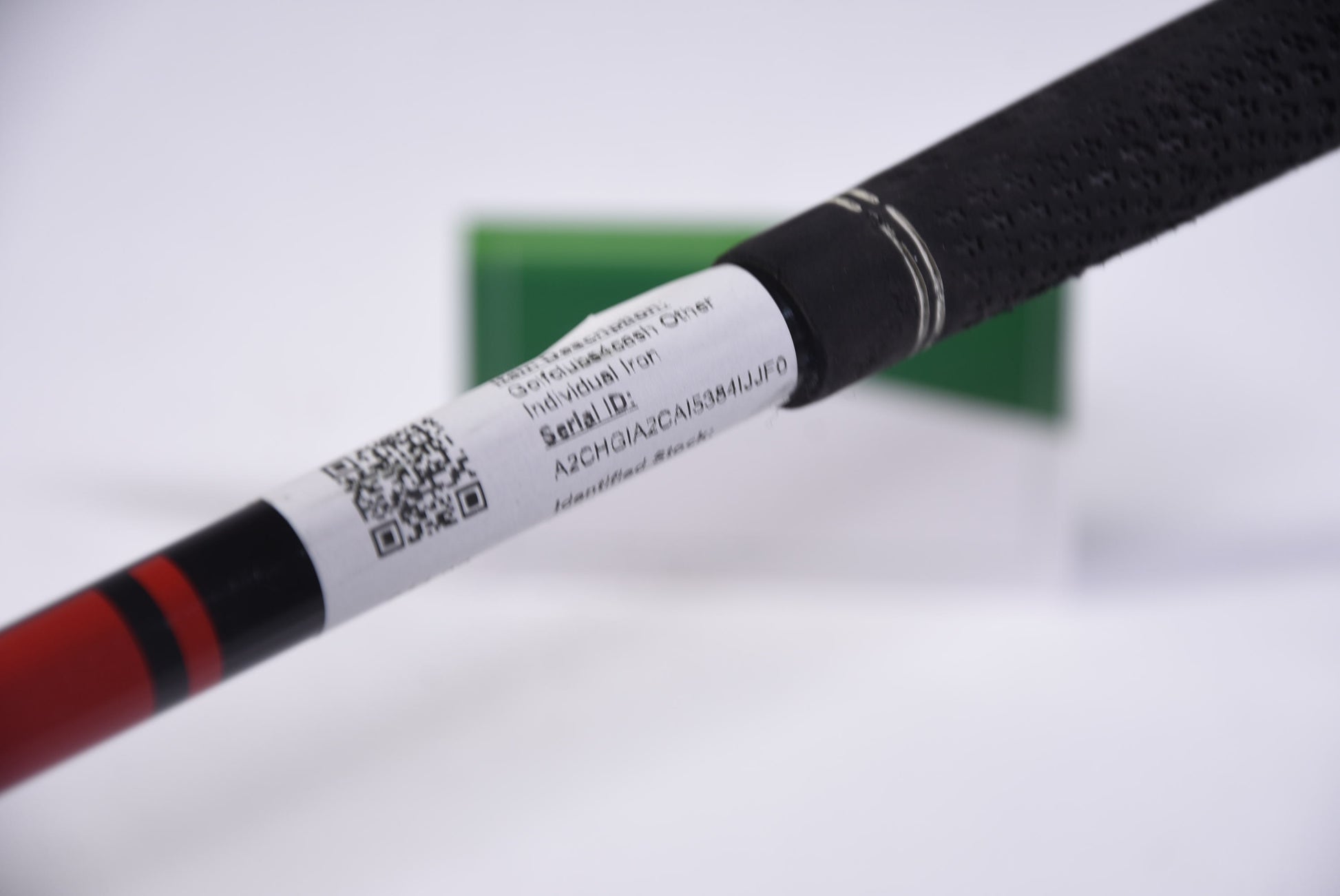 Lynx #9 Iron / 40 Degree / Regular Flex Lynx LK Series Shaft