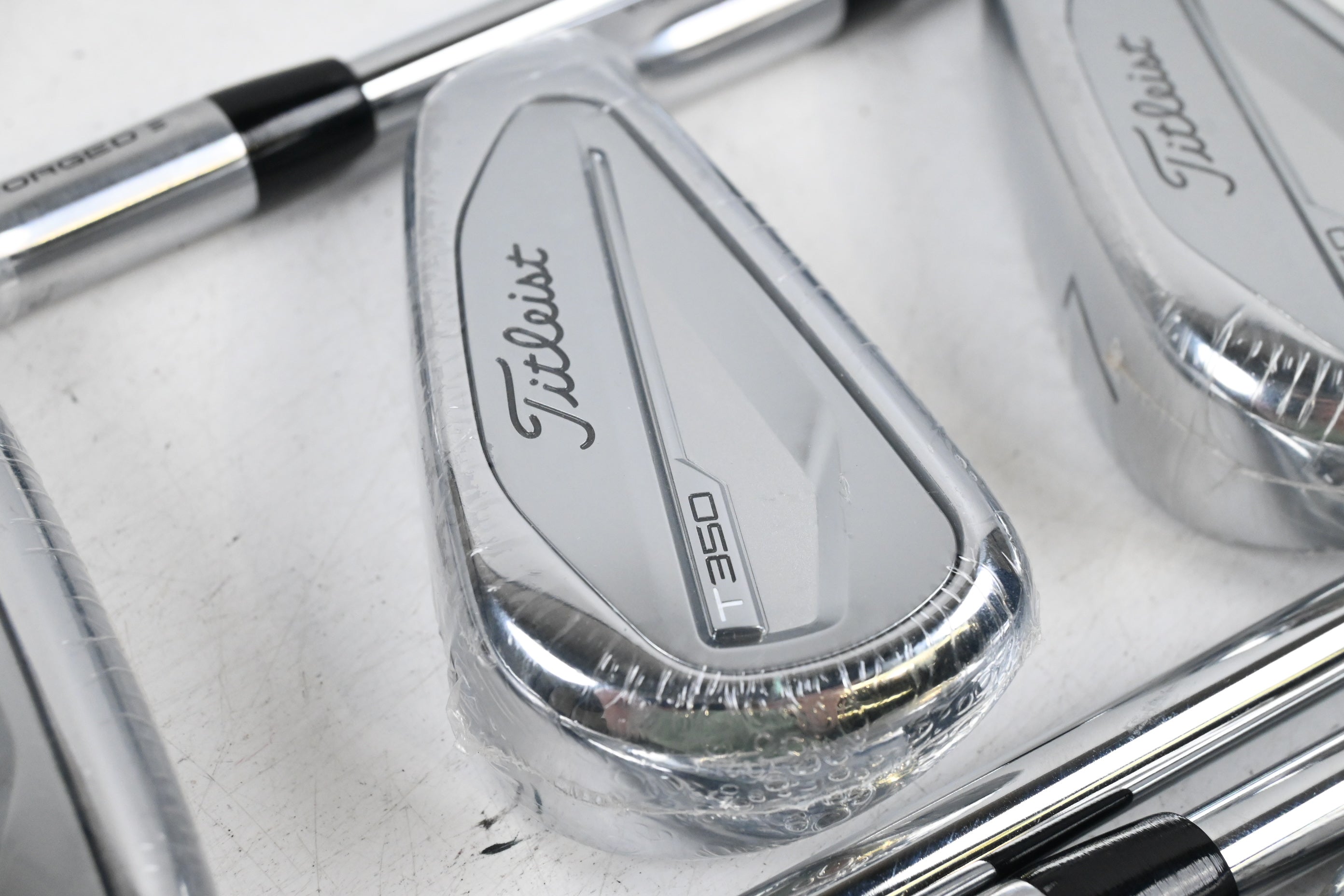 Titleist T350 Irons / 5-PW+GW / Regular Flex AMT Red R300 Shafts
