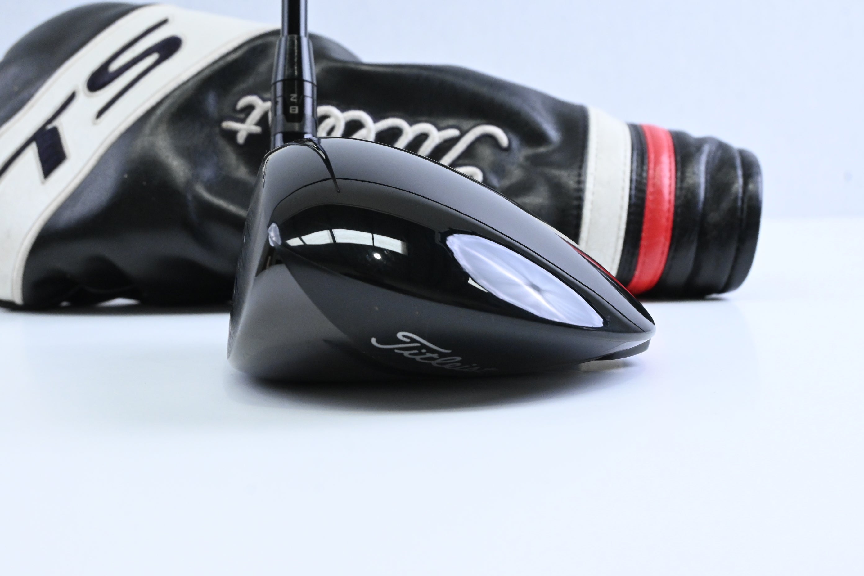 Left Hand Titleist TS2 Driver / 10.5 Degree / Regular Flex Tensei AV Blue 55
