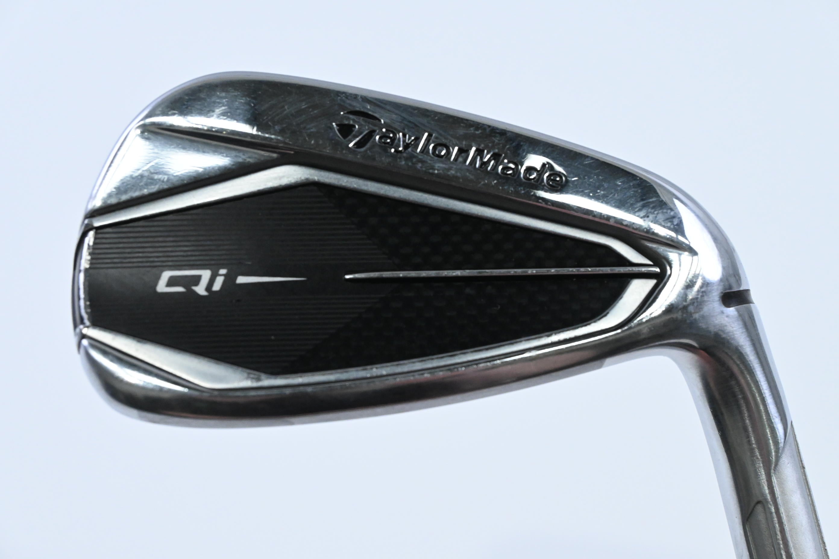 Taylormade Qi #8 Iron / Regular Flex Dynamic Gold 115 R300 Shaft