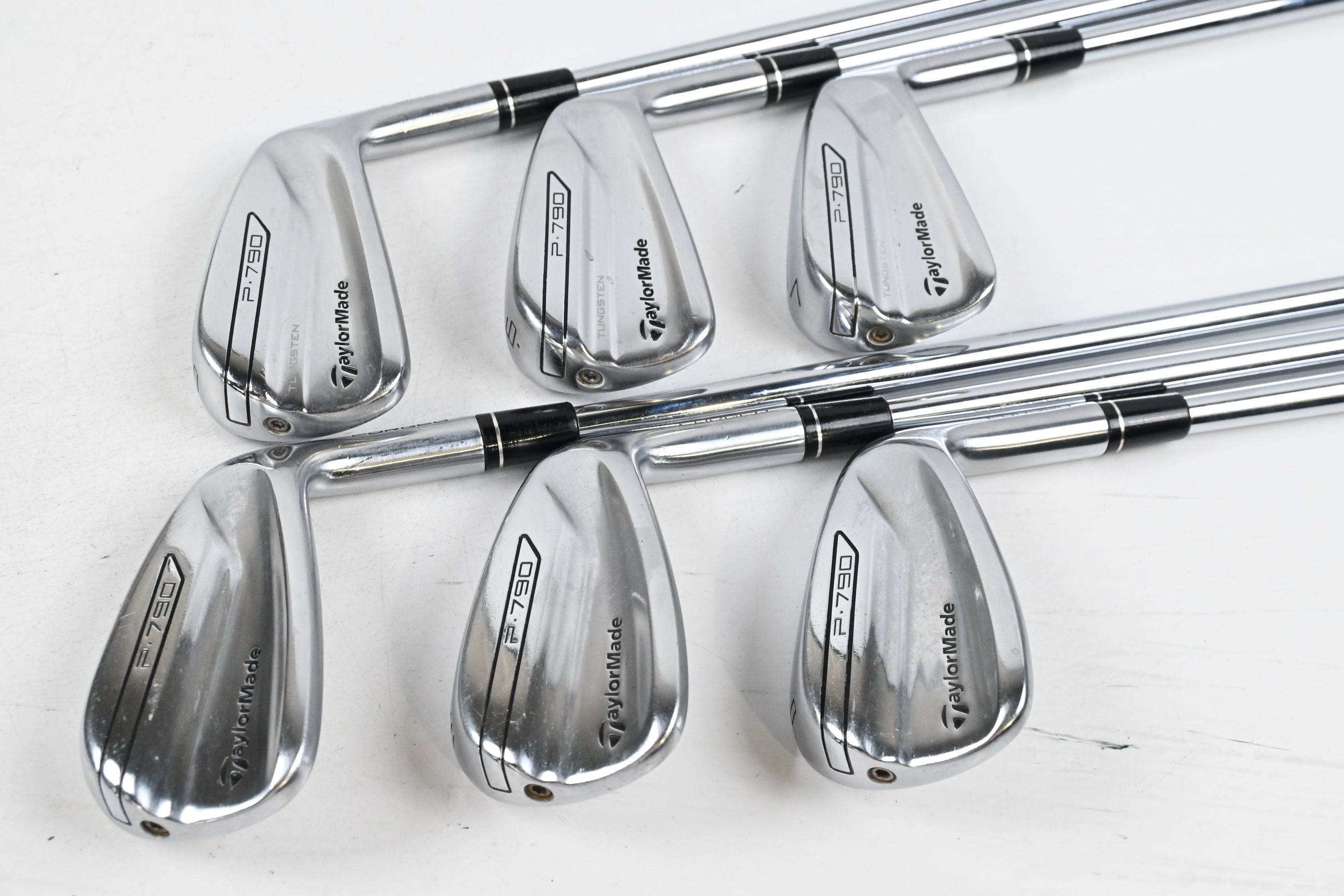 Taylormade P790 2017 Irons / 5-PW / Regular Flex Dynamic Gold 105 R300 Shafts