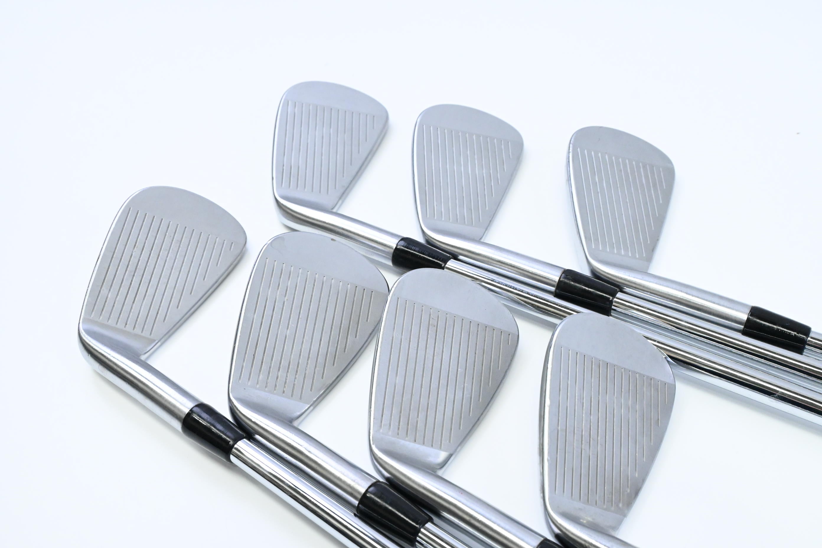 Taylormade P.7CB Irons / 4- PW / X-Flex NS Pro Modus3 Tour 120 Shafts