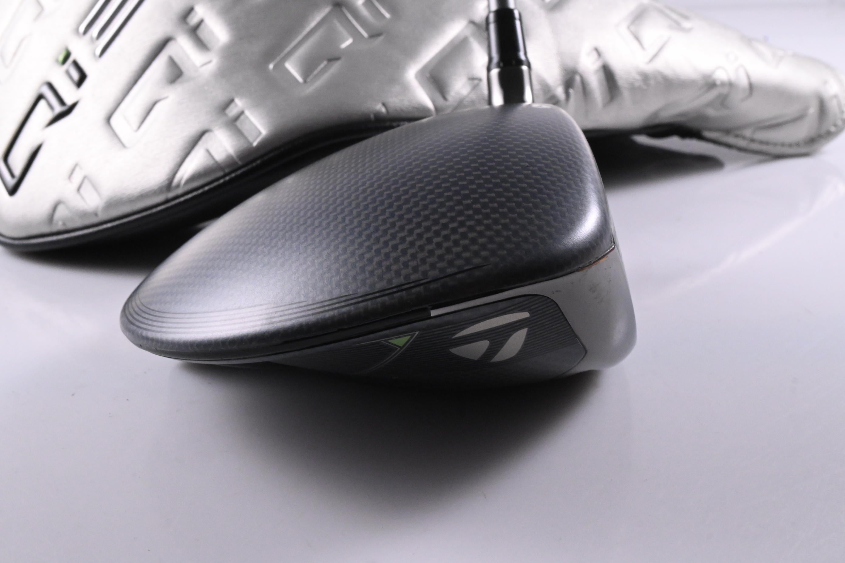 Taylormade Qi35 Driver / 10.5 Degree / Senior Flex Fujikura Air Speeder 50 Shaft