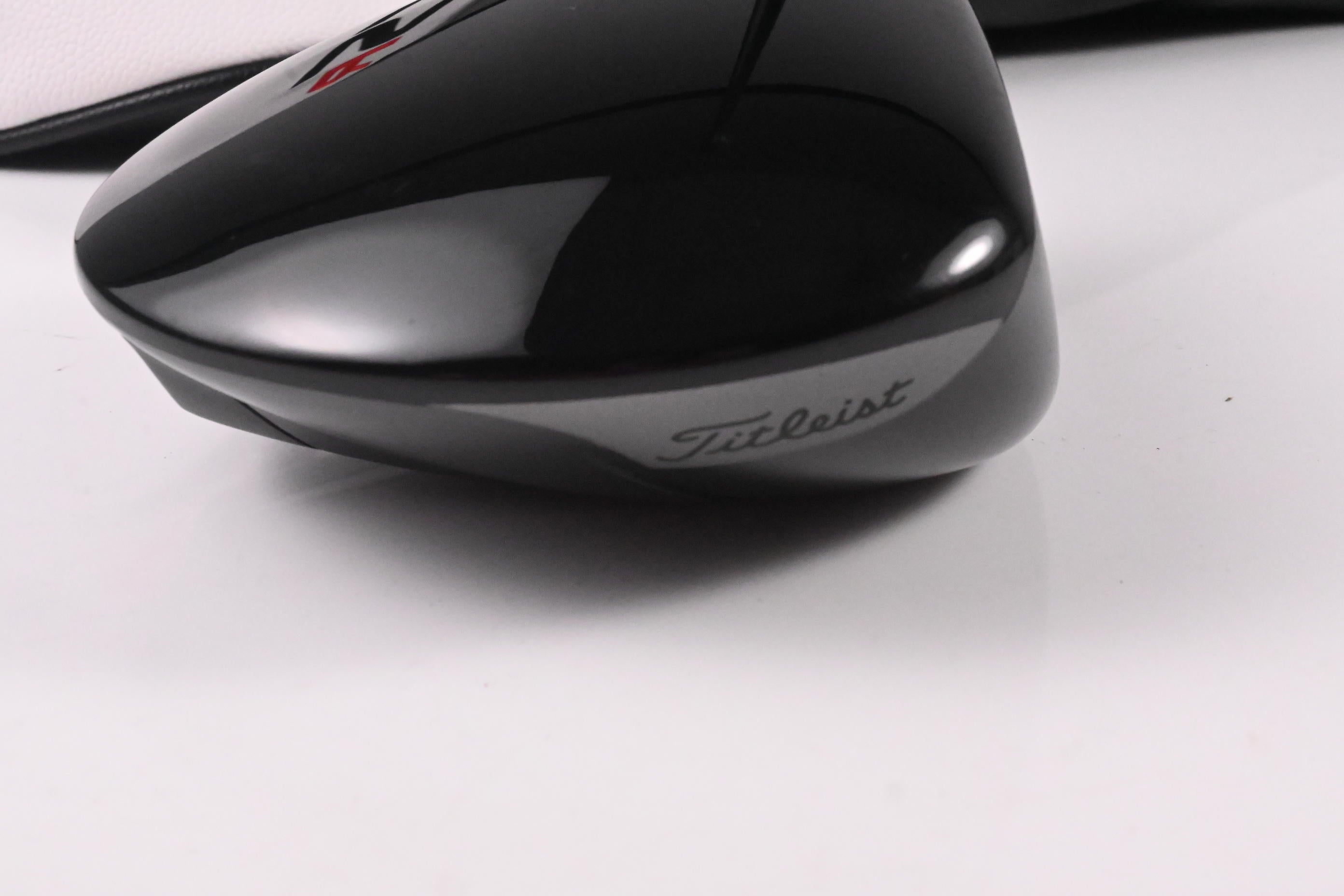 Titleist TSR1 Driver / 10 Degree / Regular Flex HZRDUS CB Red 50 Shaft