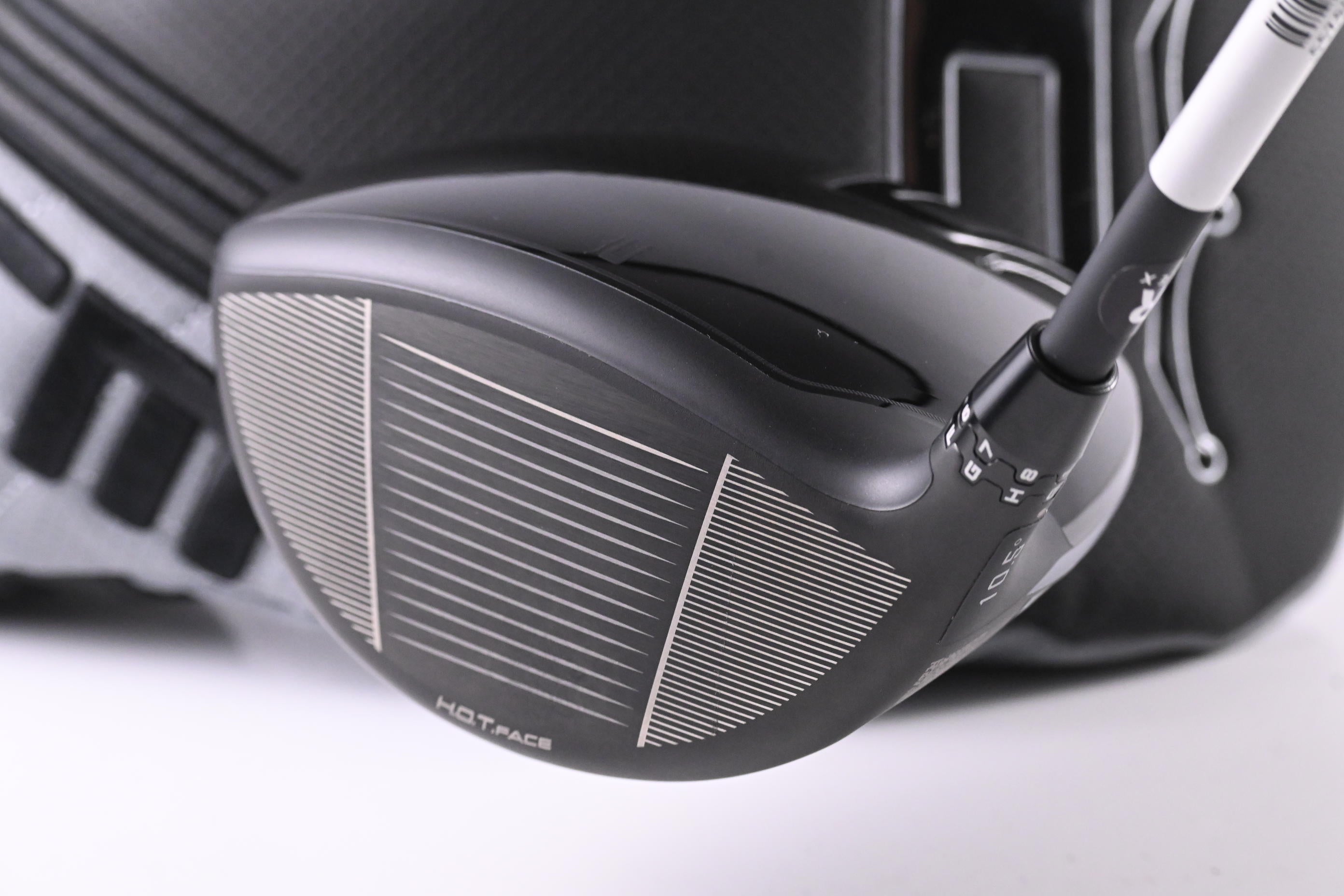 Cobra OPTM MAX-K Driver / 10.5 Degree / Regular Flex Kai'li Dark Waves Red 50
