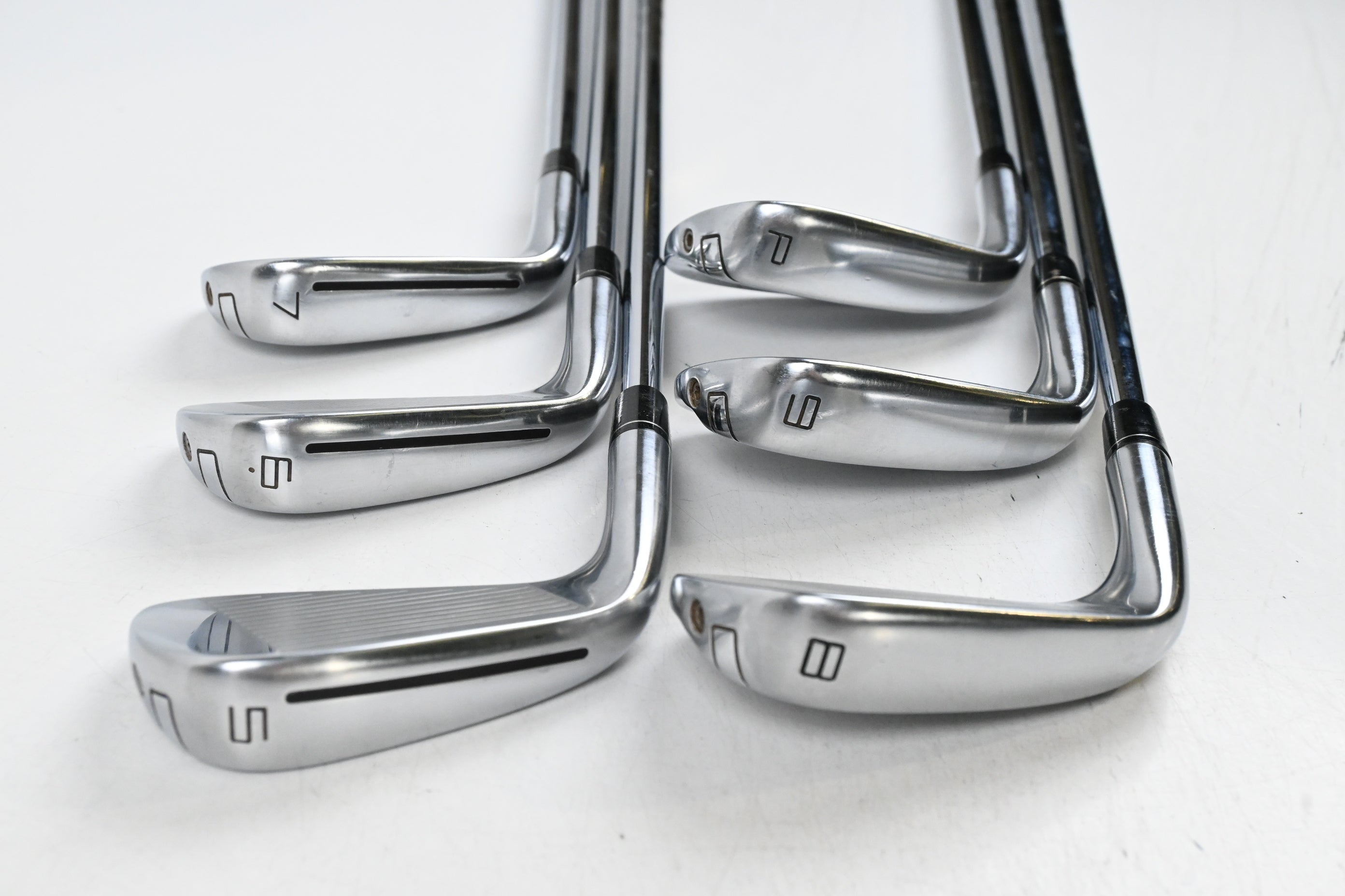 Taylormade P790 2017 Irons / 5-PW / Regular Flex Dynamic Gold 105 R300 Shafts