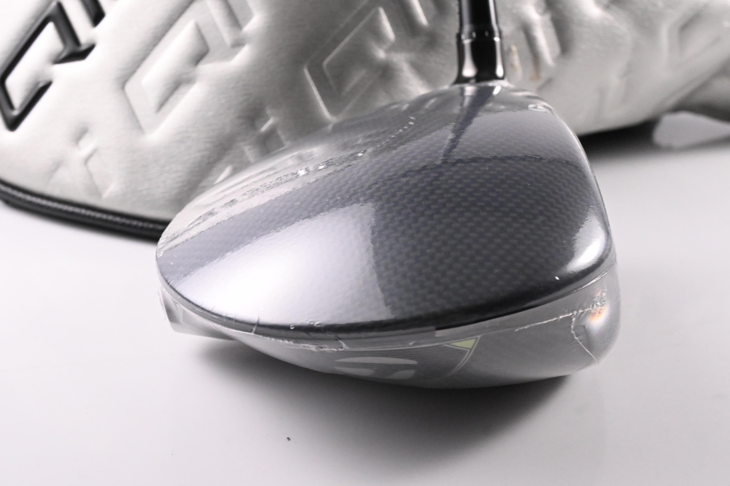 Taylormade Qi35 LS Driver / 9 Degree / Stiff Flex Kai'li Blue Dark Wave CB 60