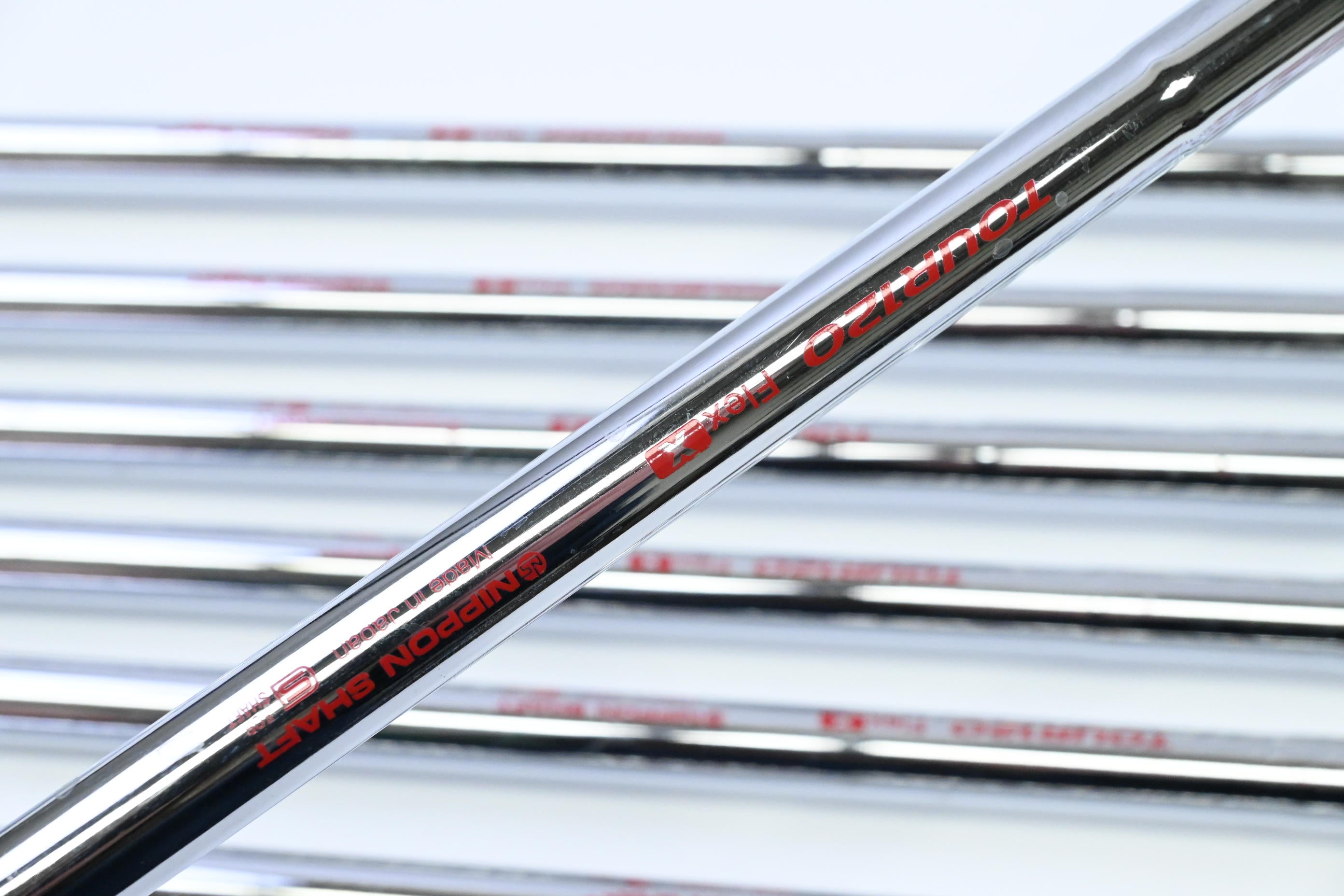 Taylormade P.7CB Irons / 4- PW / X-Flex NS Pro Modus3 Tour 120 Shafts