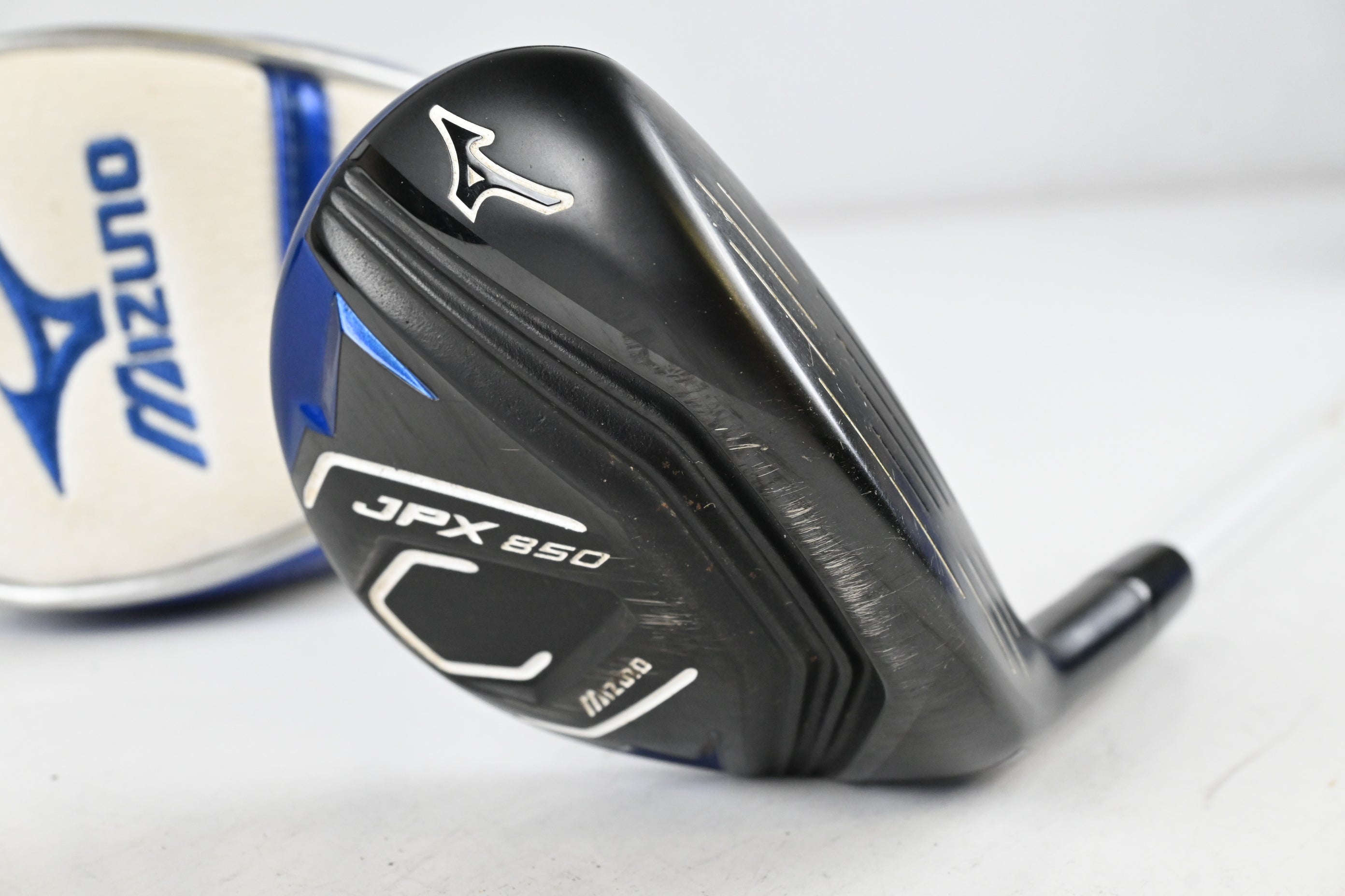 Mizuno JPX 850 #2 Hybrid / 16 Degree / Regular Flex Fujikura Orochi 65 Shaft