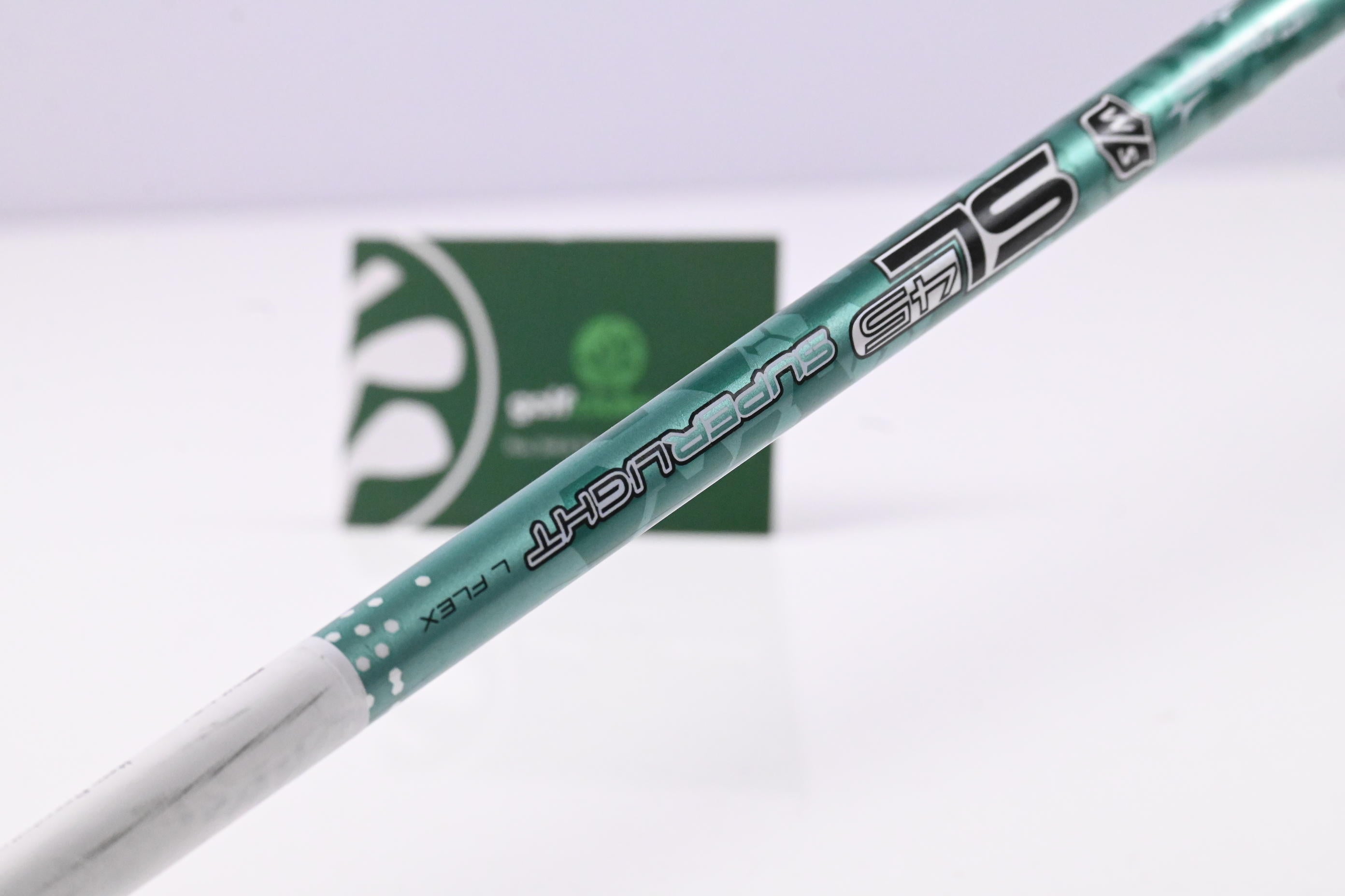 Ladies Wilson Staff D100 #5 Wood / 18 Degree / Ladies Flex UST Superlight 45