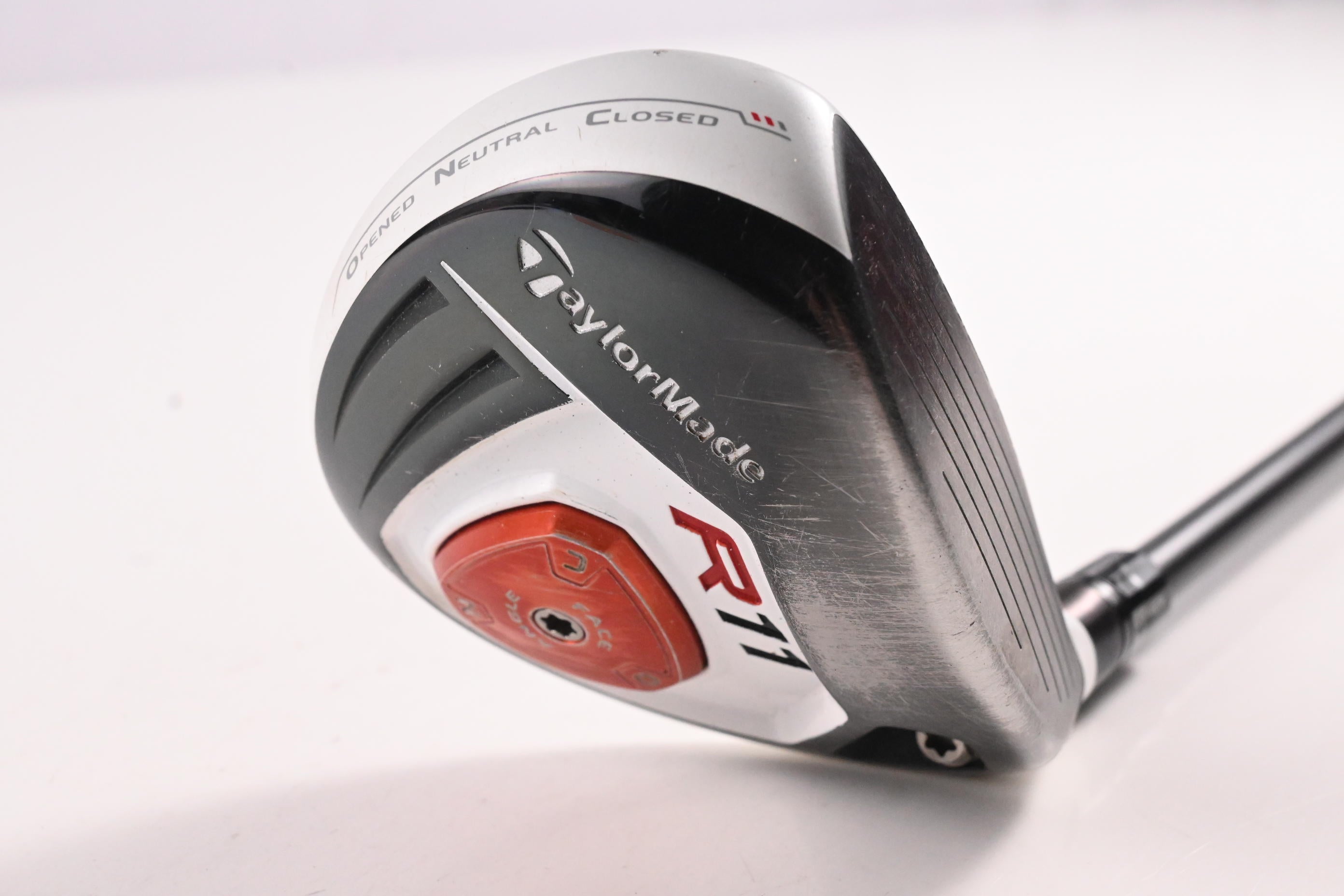 Taylormade R11 #3 Wood / 15.5 Degree / Regular Flex Fujikura Blur 70 Shaft