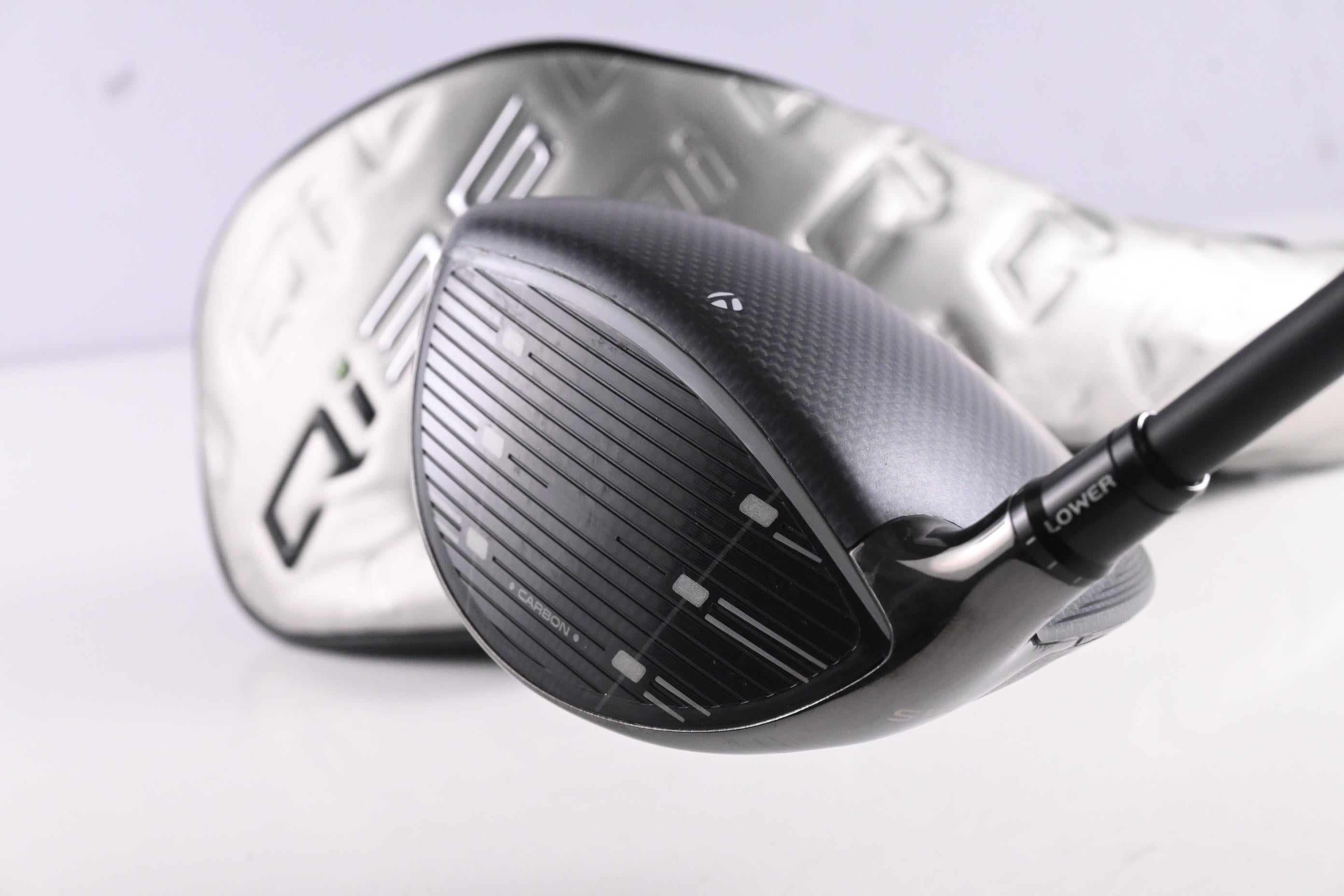 Taylormade Qi35 Driver / 10.5 Degree / Regular Flex Fujikura Ventus Blue 5 Shaft