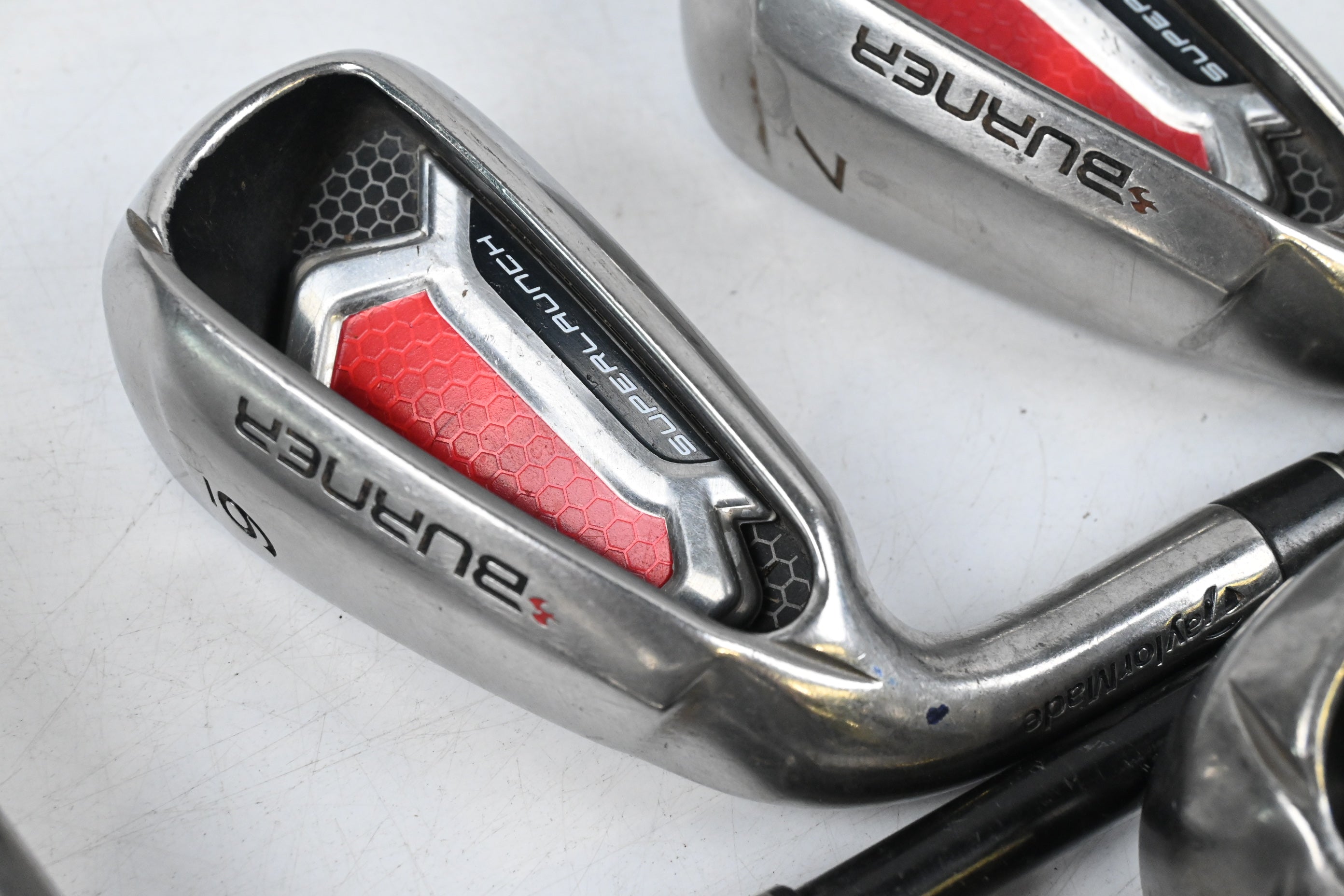 Left Hand Taylormade Burner Superlaunch Irons / 5-PW+SW / Regular Flex REAX 60