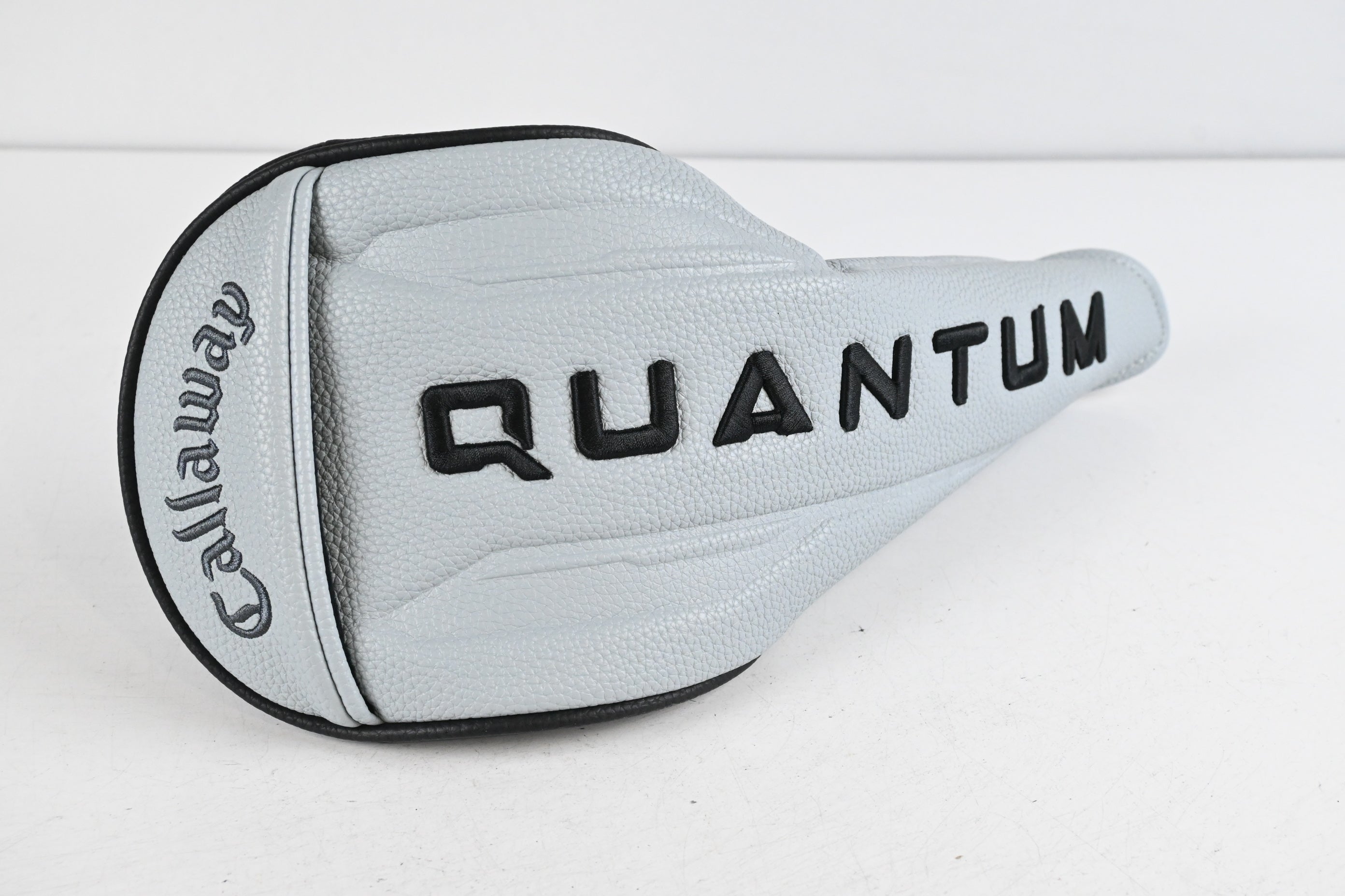 Callaway Quantum Max Driver / 9 Degree / X-Flex Denali Frost Silver 60 Shaft