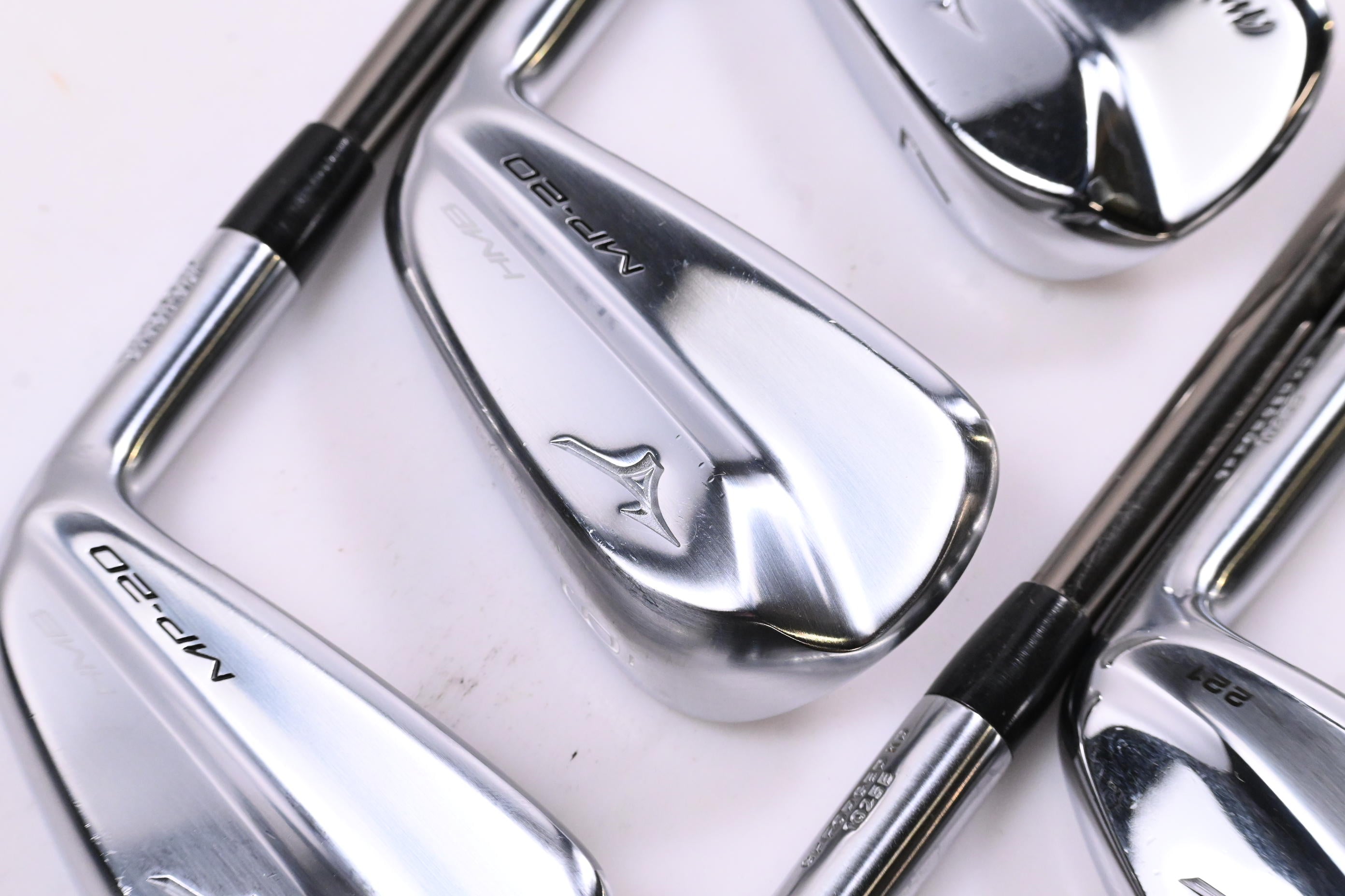 Mizuno Pro 221/MP-20 HMB Combo Irons / 5-PW / Regular Flex UST Recoil 95 Shafts