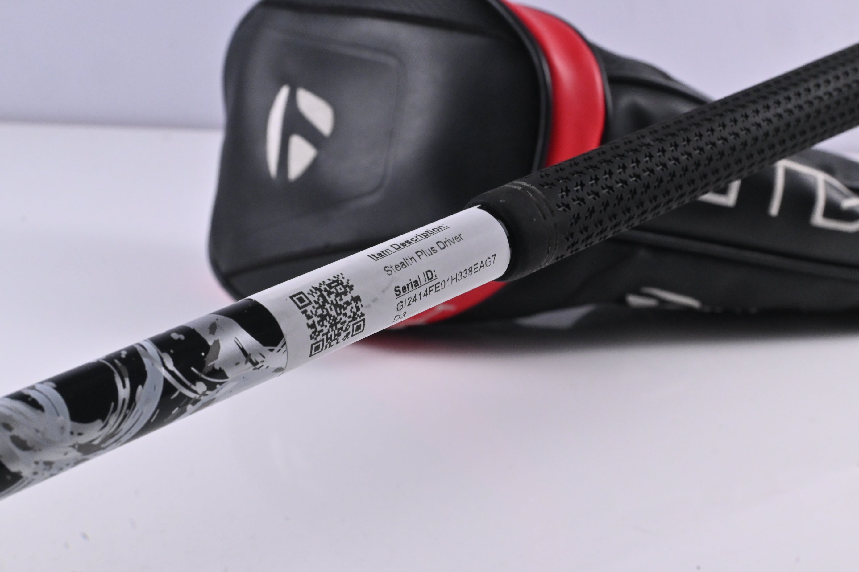 Taylormade Stealth Plus Driver / 9 Degree / Stiff Flex Kai'li White 60 Shaft