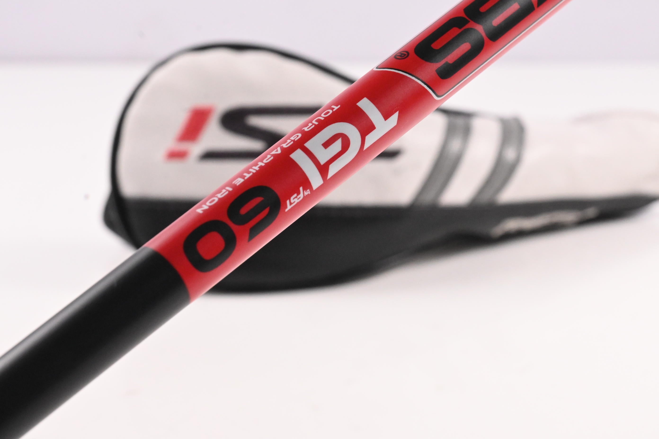 Titleist TSi1 #6 Hybrid / 26 Degree / Stiff Flex KBS TGI 60 Shaft