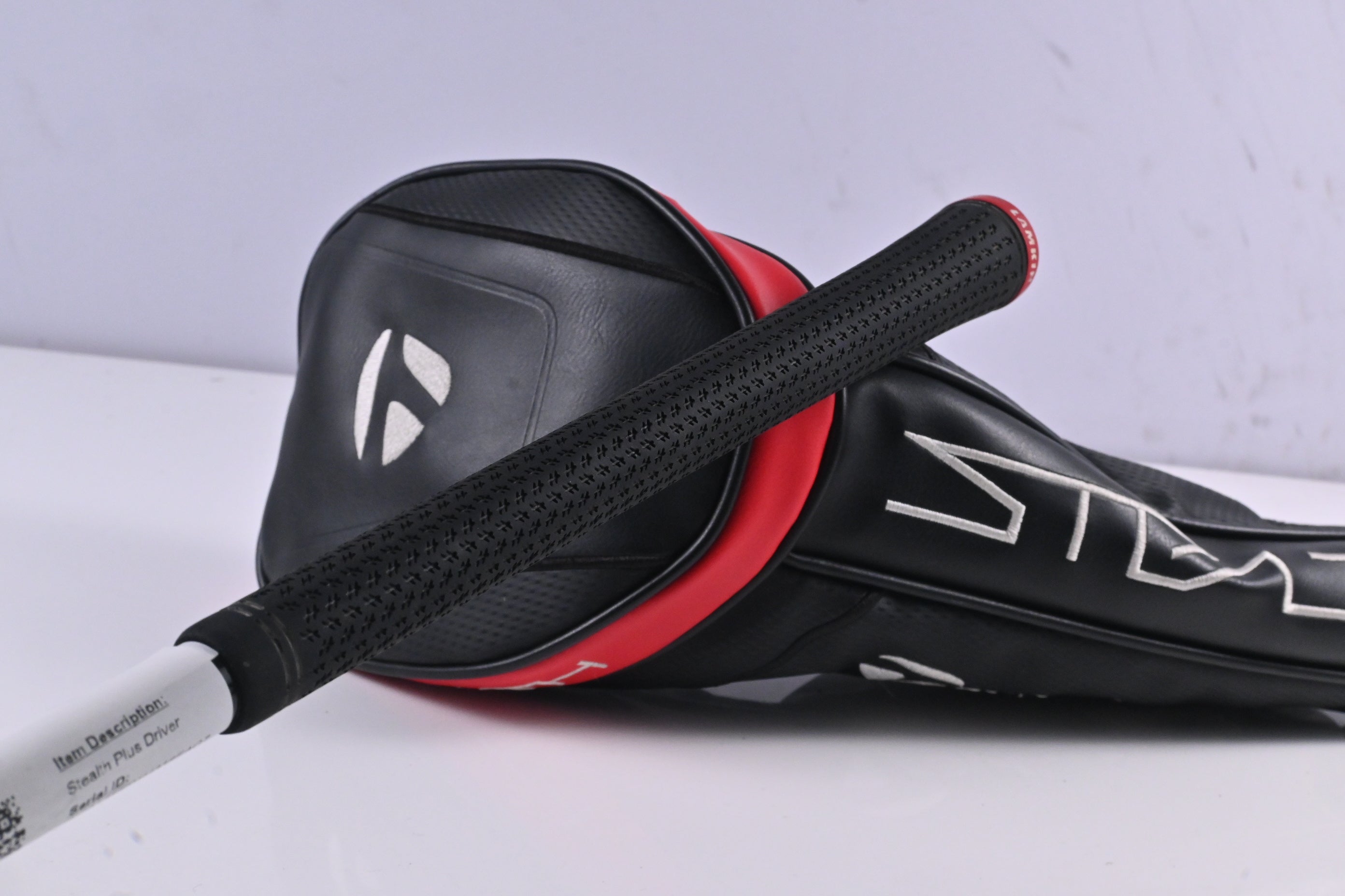 Taylormade Stealth Plus Driver / 9 Degree / Stiff Flex Kai'li White 60 Shaft