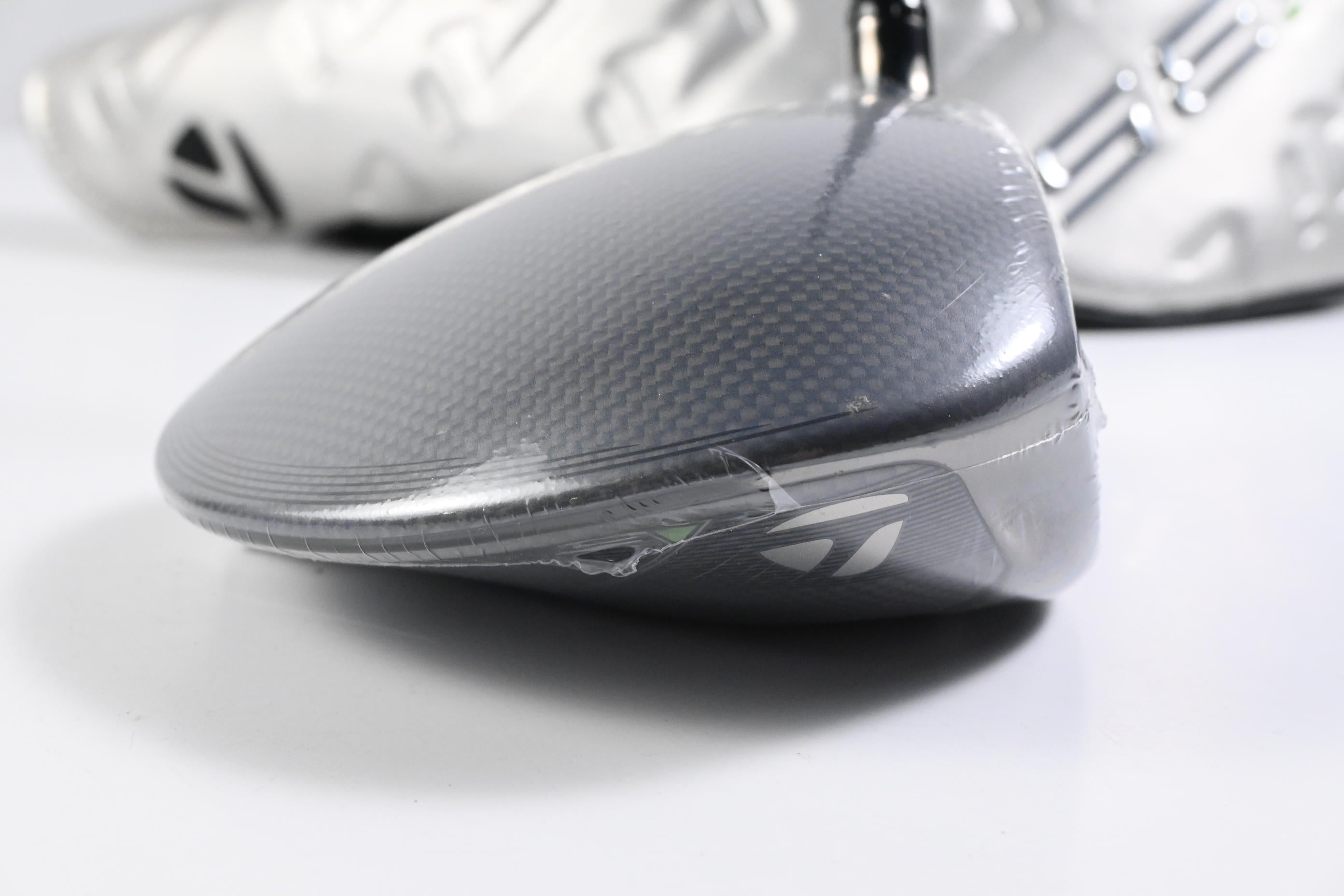 Taylormade Qi35 Driver / 9 Degree / Stiff Flex Senior Flex KBS MAX HL 40 Shaft