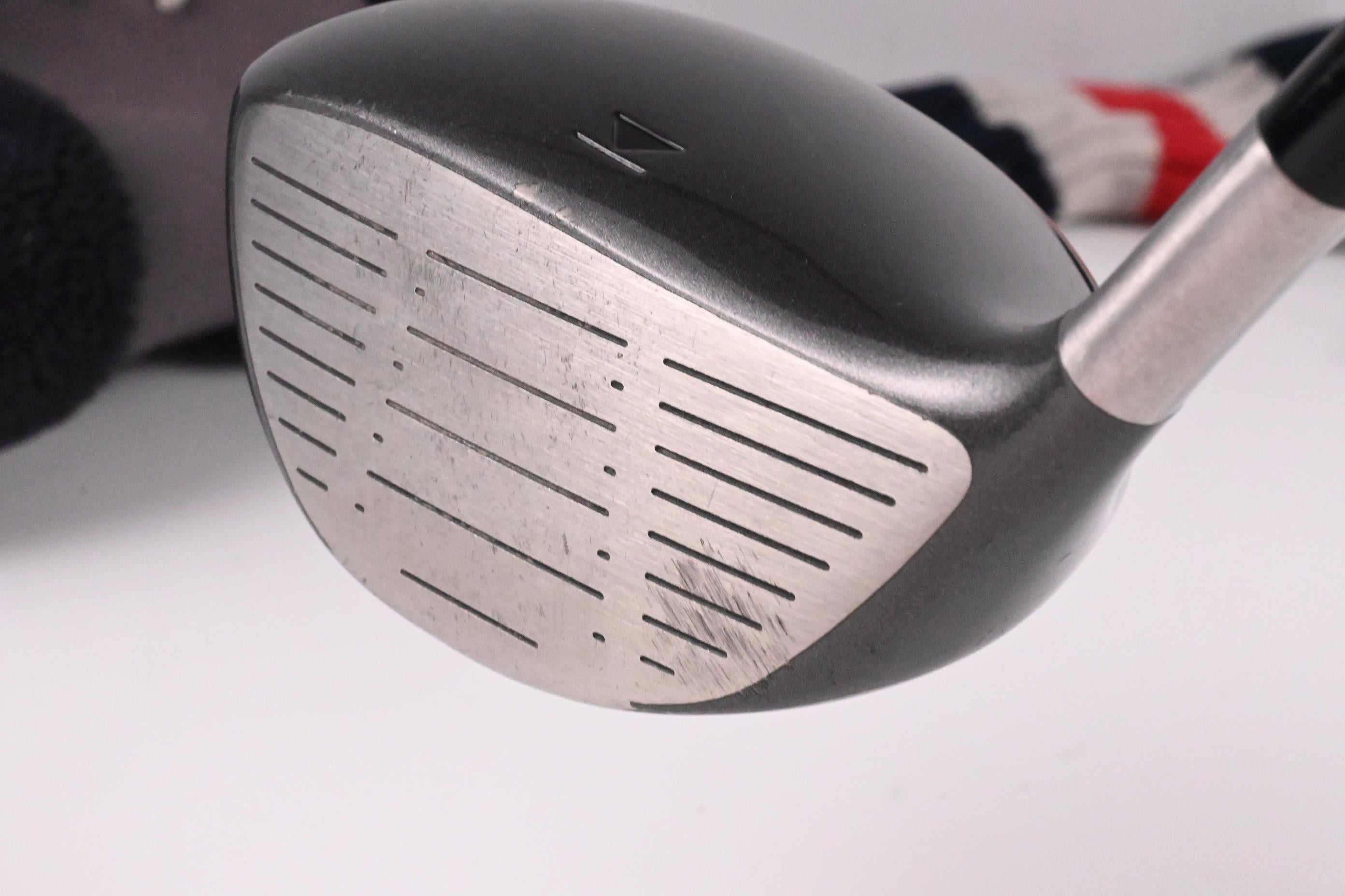 Titleist 975 J Driver / 8.5 Degree / Stiff Flex Ultralite 60 Shaft