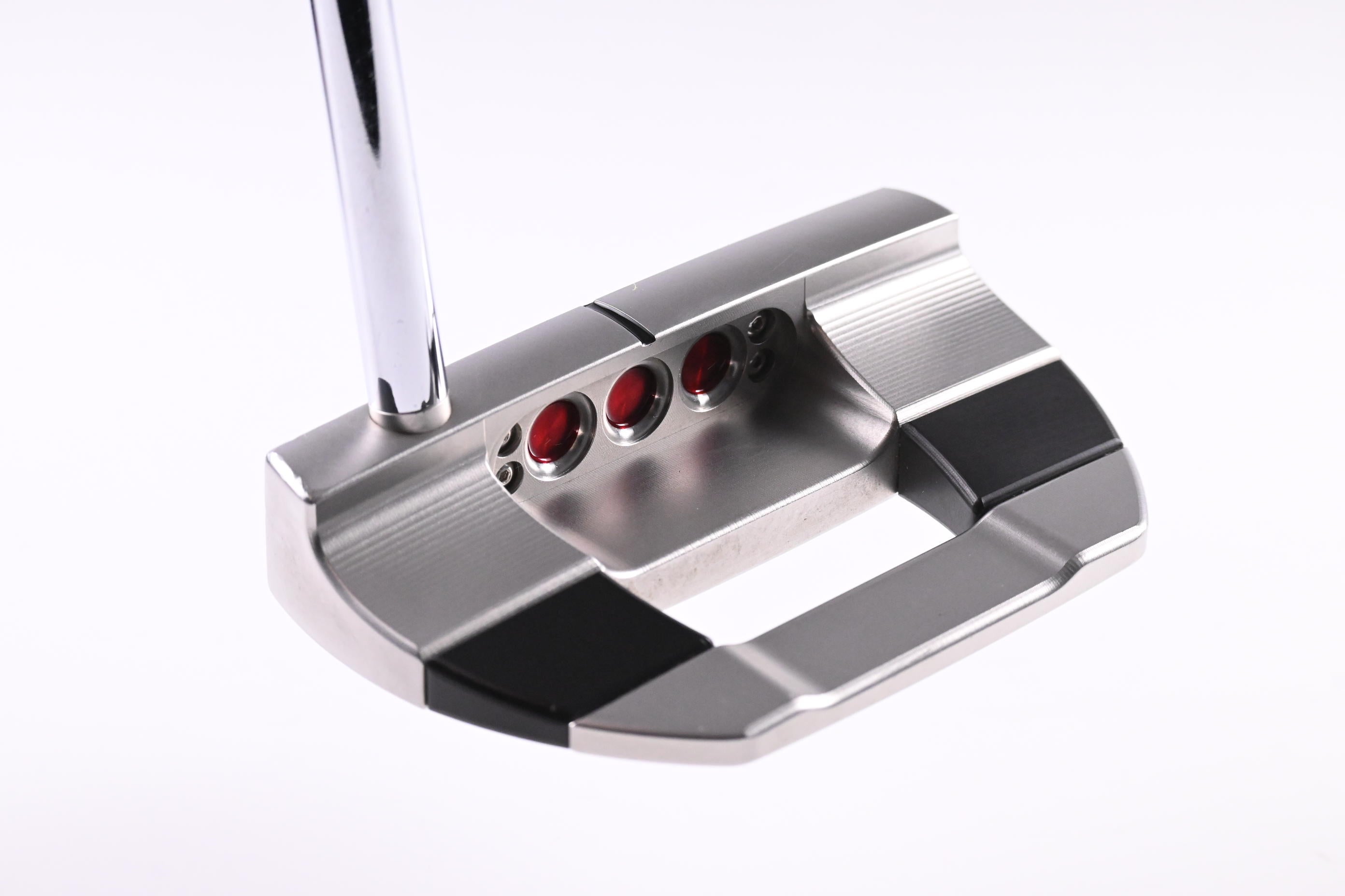 Scotty Cameron 2025 Studio Style Fastback Putter / 34 Inch