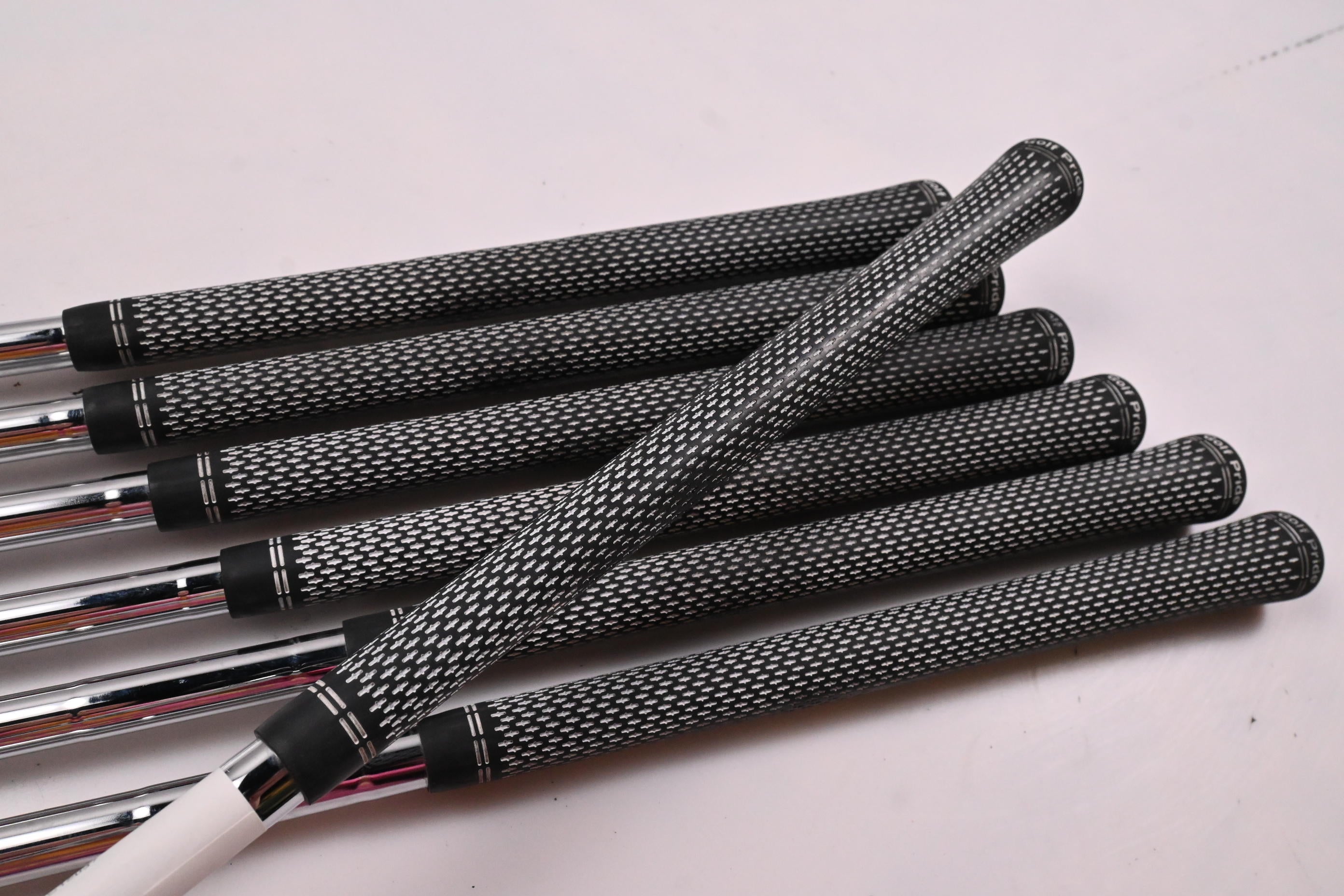 Titleist T100 2019 Irons / 4-PW / Stiff Flex AMT Tour White S300 Shafts