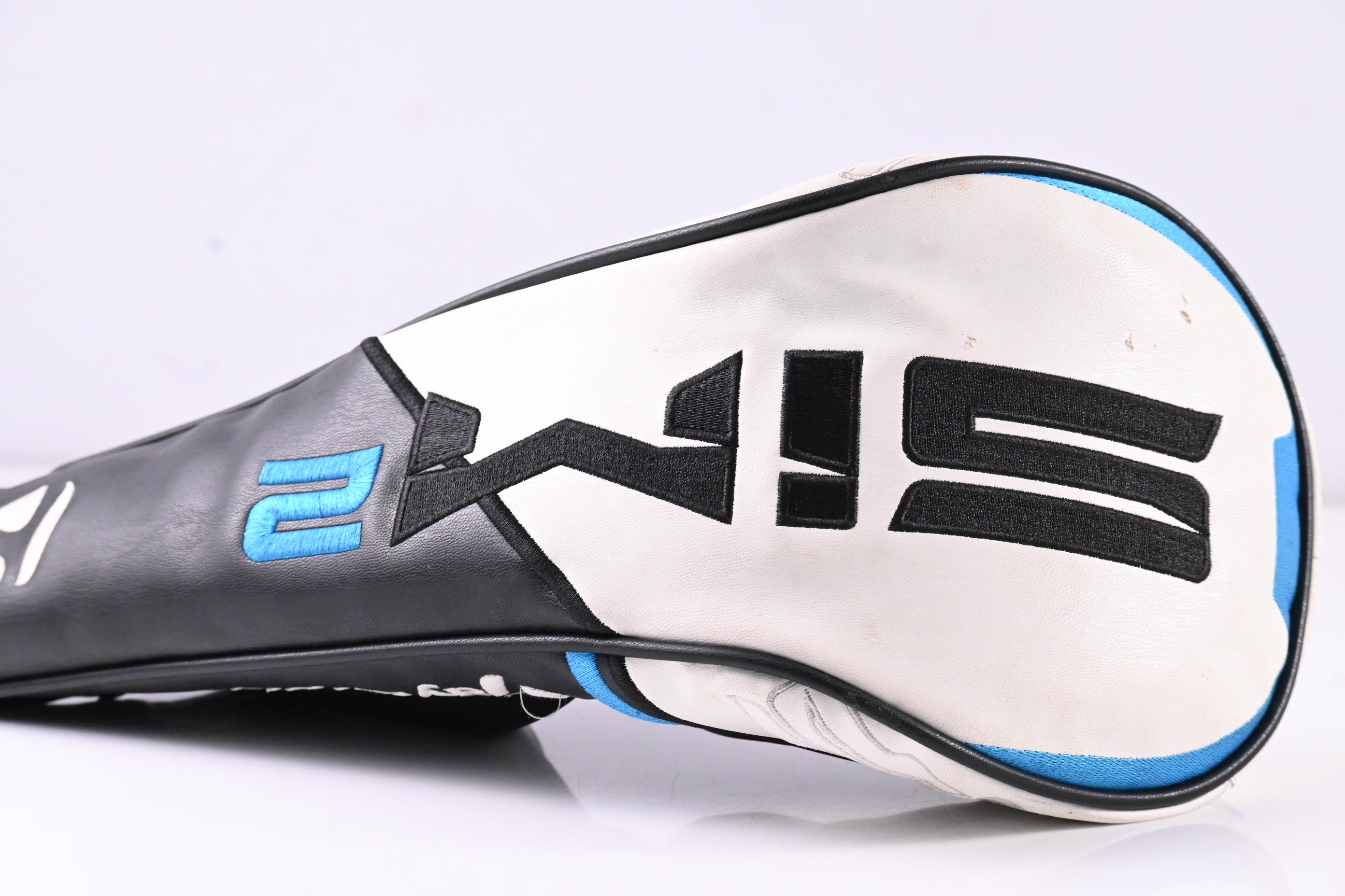 Taylormade SIM2 Max D Driver / 12 Degree / Regular Flex Tensei AV Blue 60 Shaft