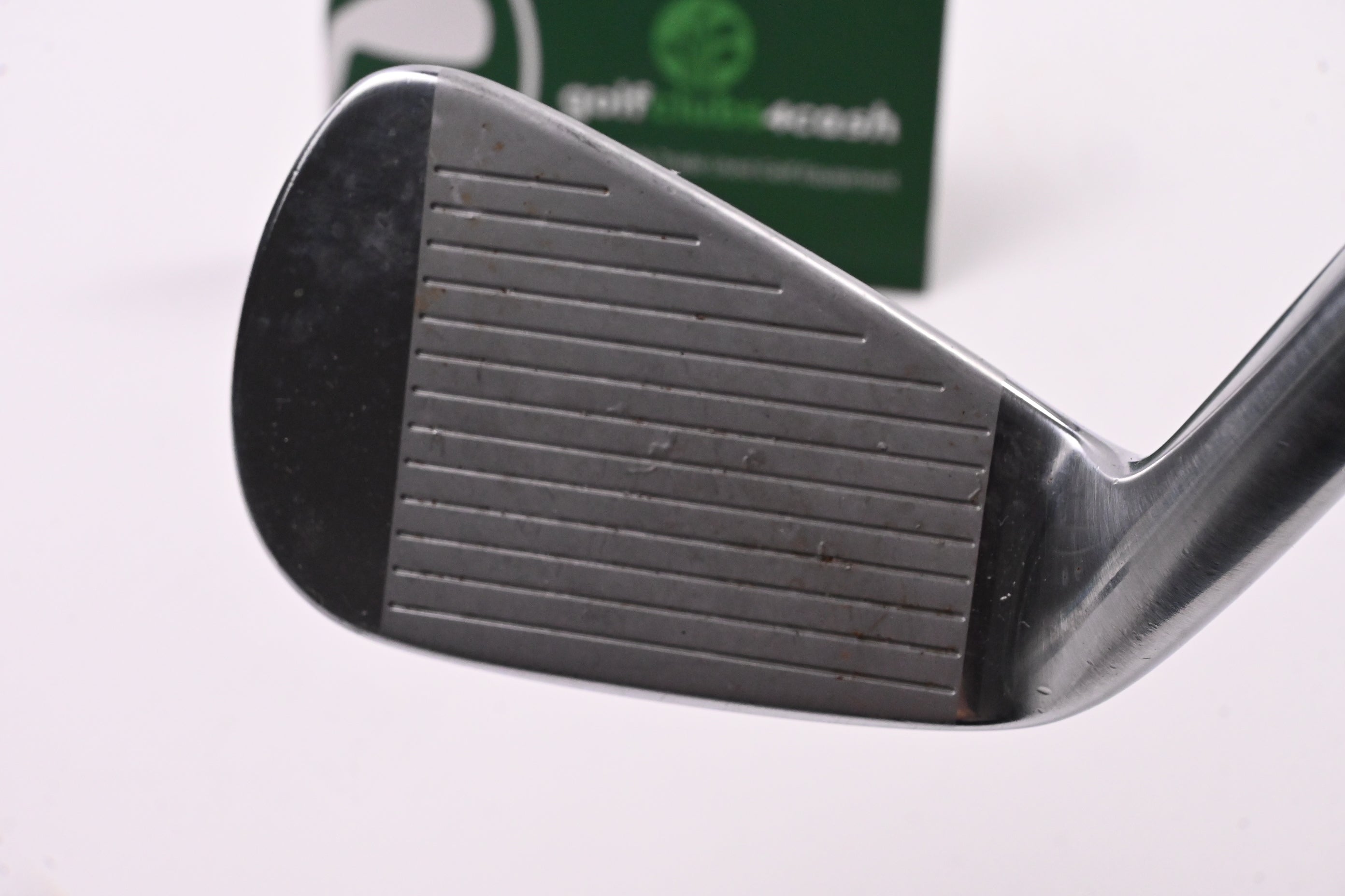 Taylormade Tour Preferred 2011 MB #6 Iron / Stiff Flex Dynamic Gold S300 Shaft