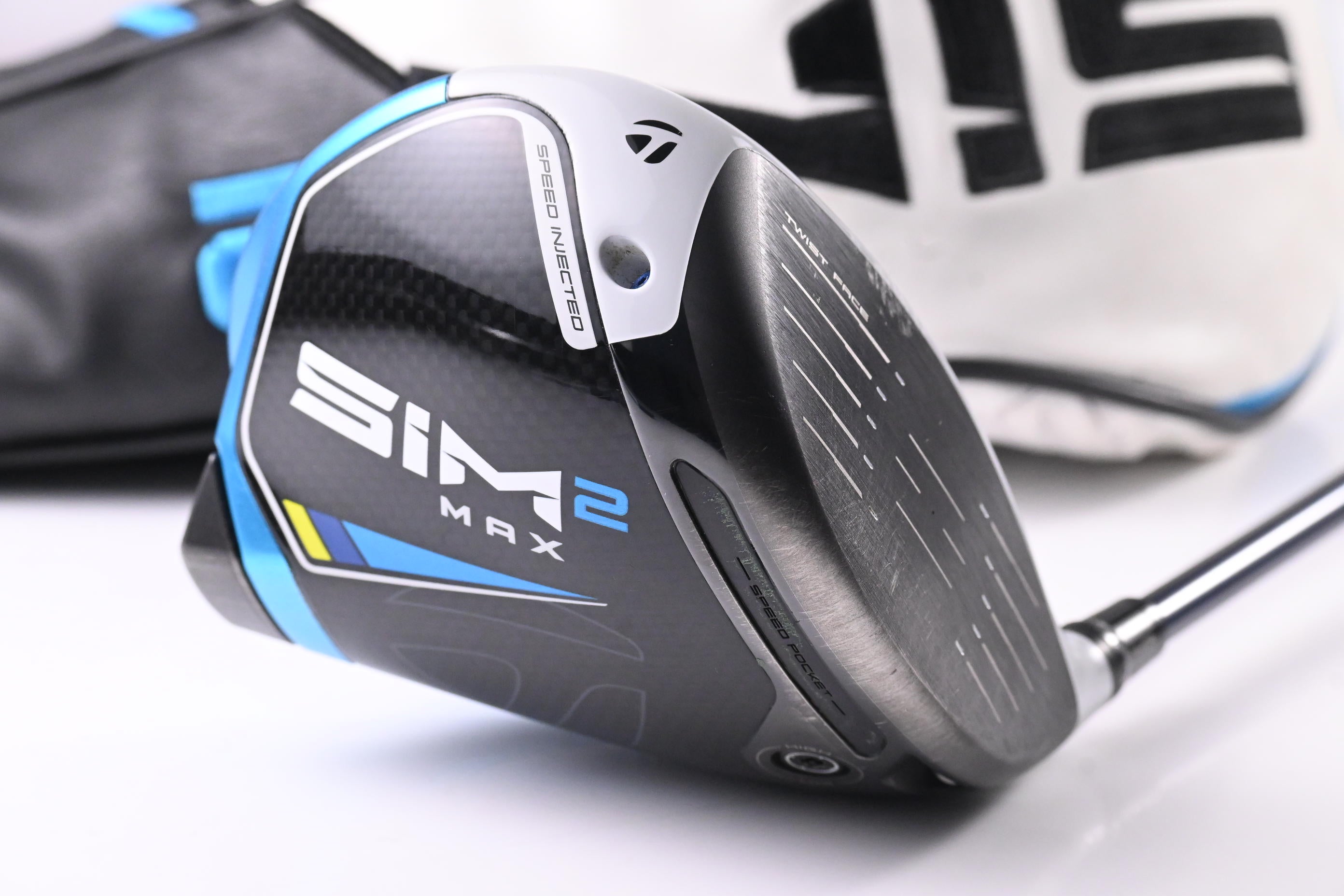 Taylormade SIM2 Max Driver / 10.5 Degree / Stiff Flex Ventus Blue 5 Shaft