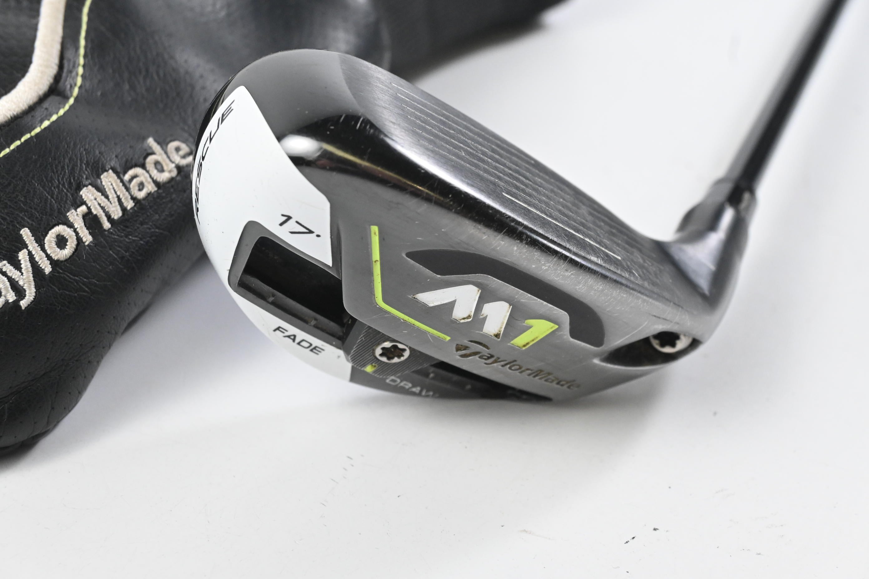 Taylormade M1 2017 #2 Hybrid / 17 Degree / Stiff Flex Kai'li Red 75 Shaft