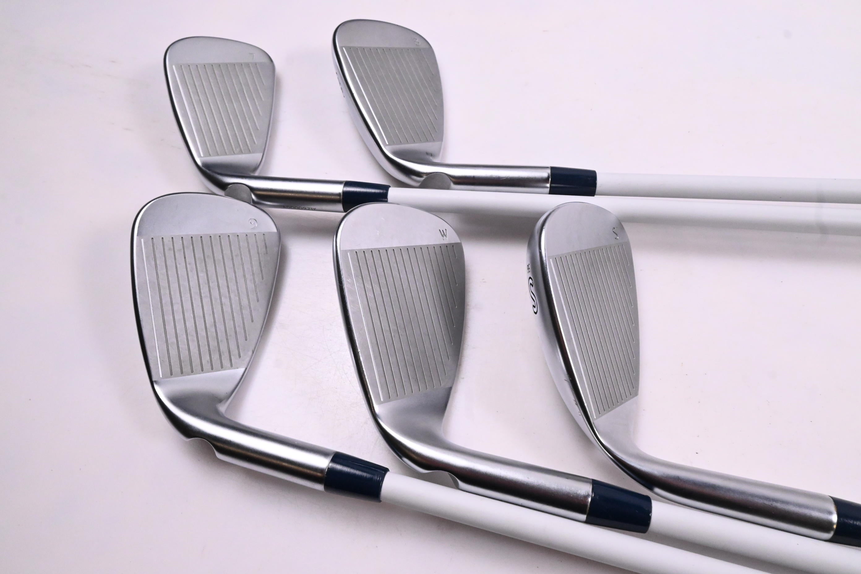 Ladies Ping G Le3 Irons / 7-PW+SW / Black Dot / Ladies Flex Ping ULT 250 Shafts