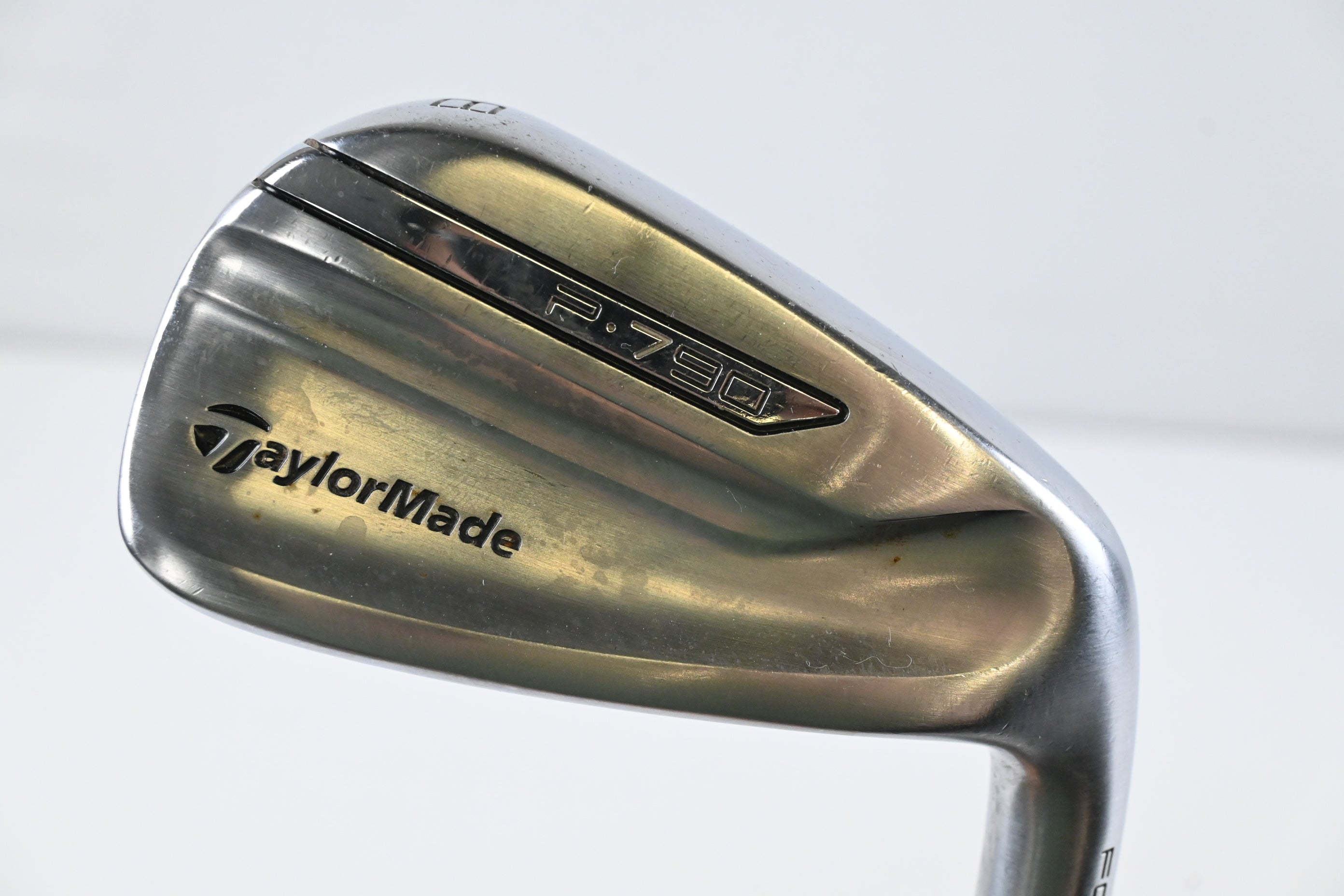 Taylormade P790 2017 #8 Iron / Regular Flex Dynamic Gold R300 105 Steel Shaft