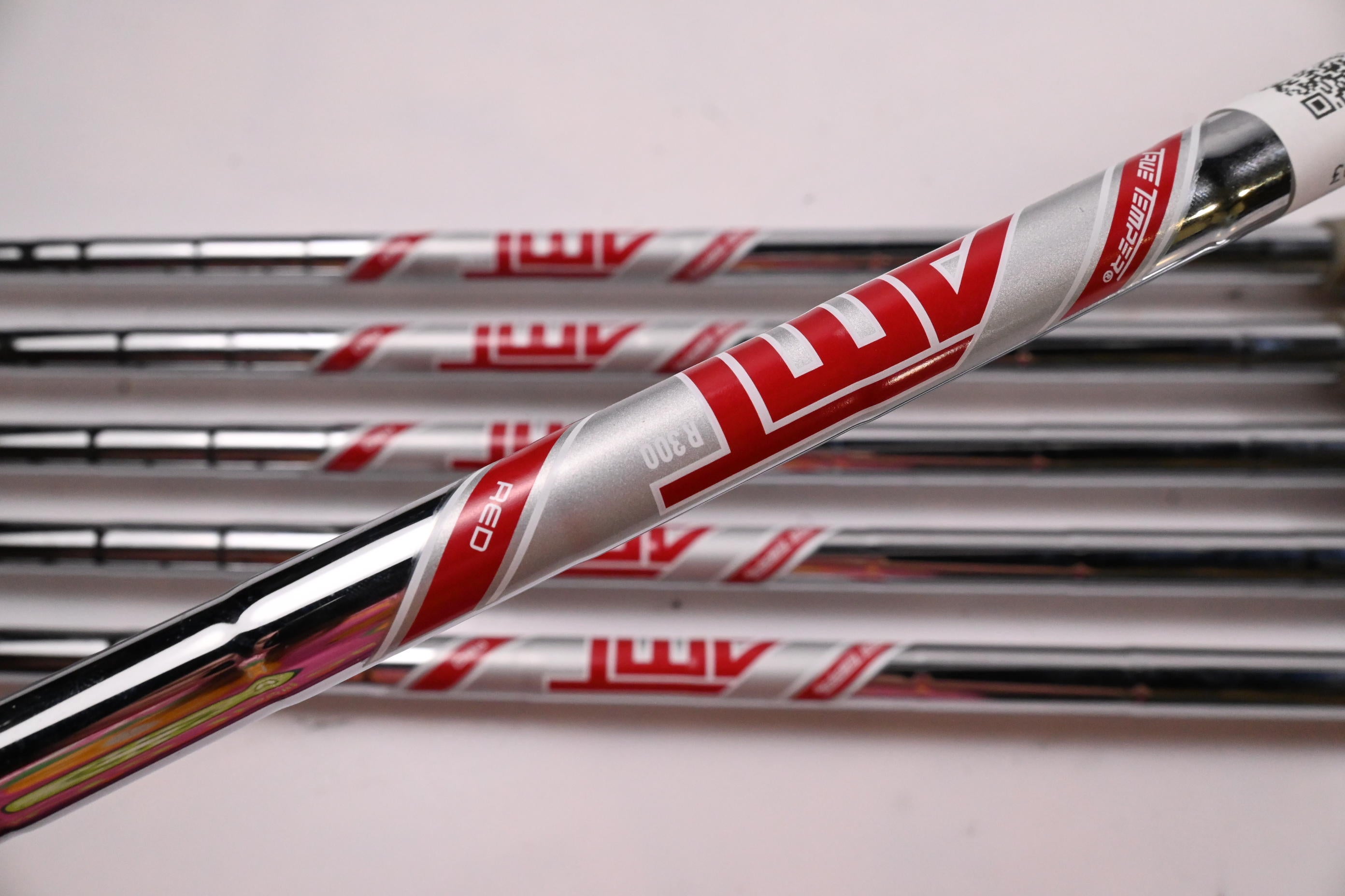 Titleist T350 2023 Irons / 6-PW+48° / Regular Flex AMT Red R300 Shafts