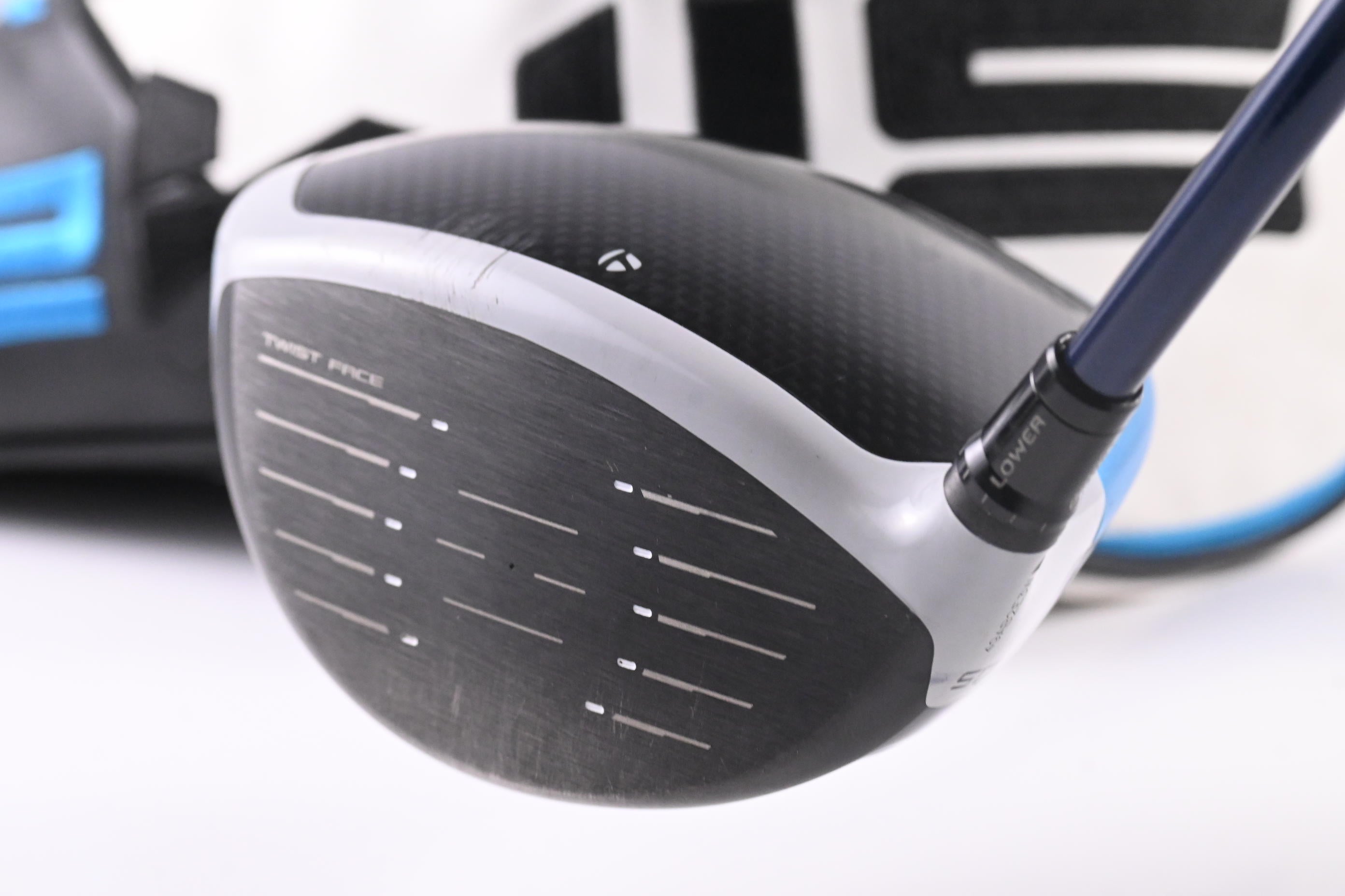 Taylormade SIM2 Max Driver / 10.5 Degree / Stiff Flex Ventus Blue 5 Shaft
