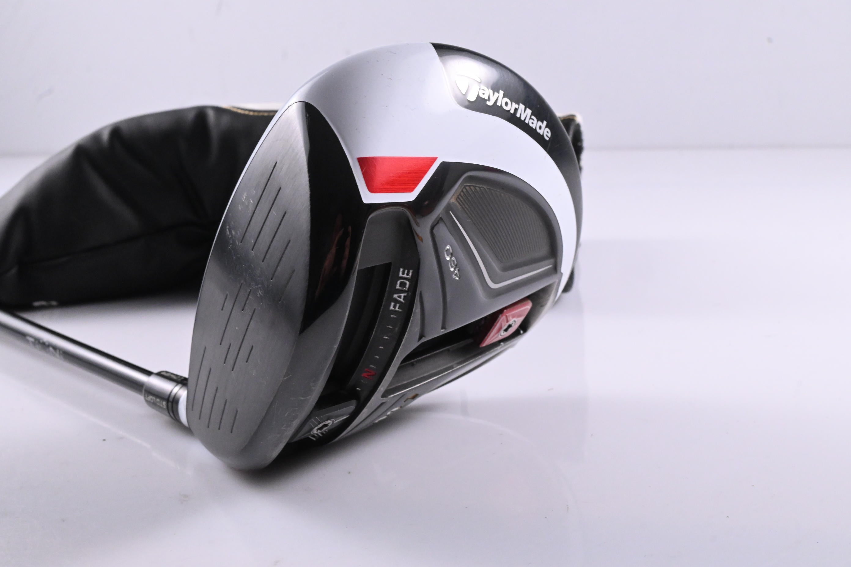 Left Hand Taylormade M1 2016 Driver / 10.5 Degree / Stiff Flex Kuro Kage 60