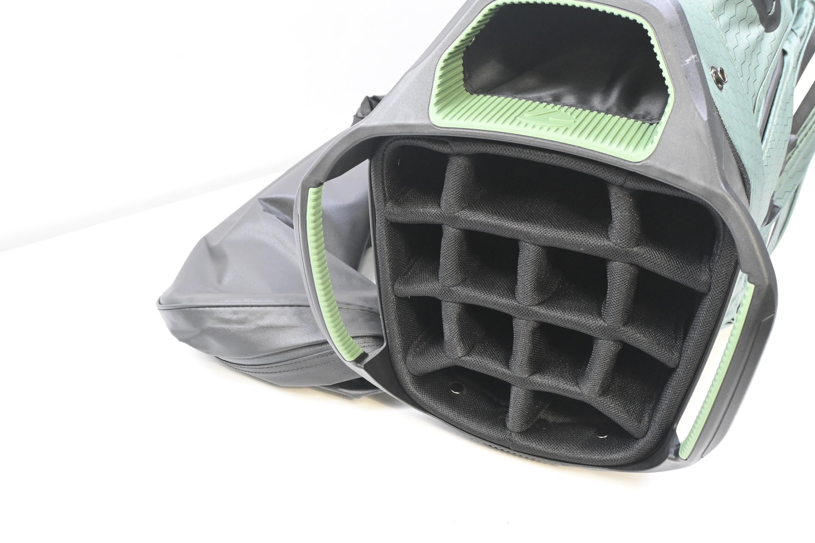 Taylormade Storm Dry H20 Cart Bag / 14-Way Divider / Black, Green