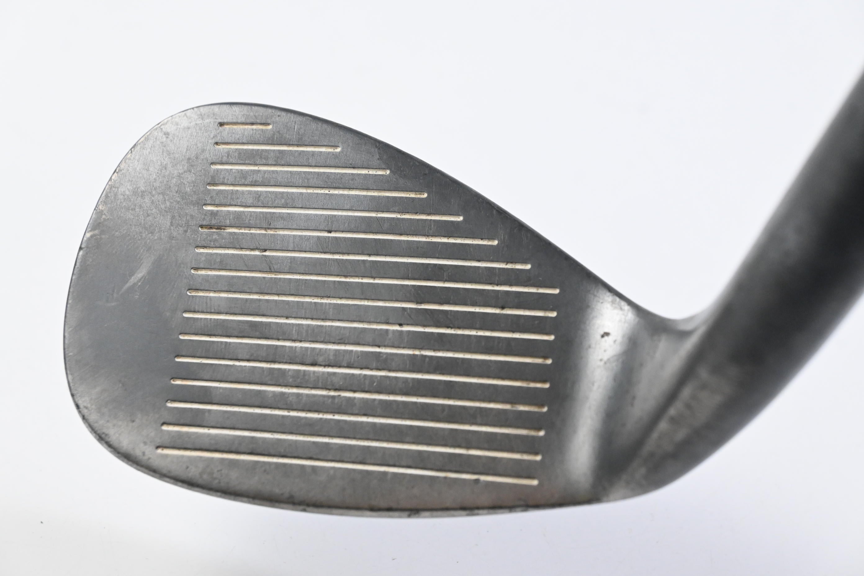 Professional Open Series 690 Sand Wedge / 56 Degree / Regular+ Flex FCM Rifle