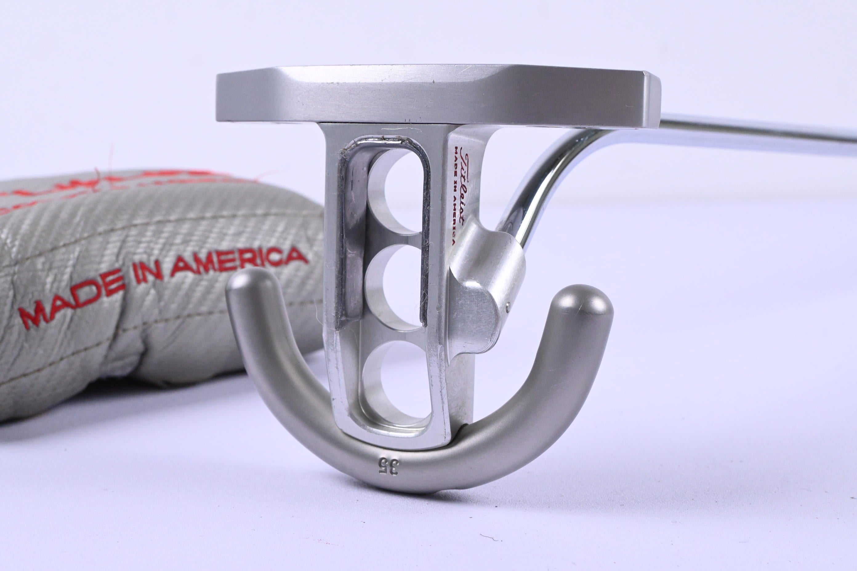 Scotty Cameron Futura Putter / 35 Inch