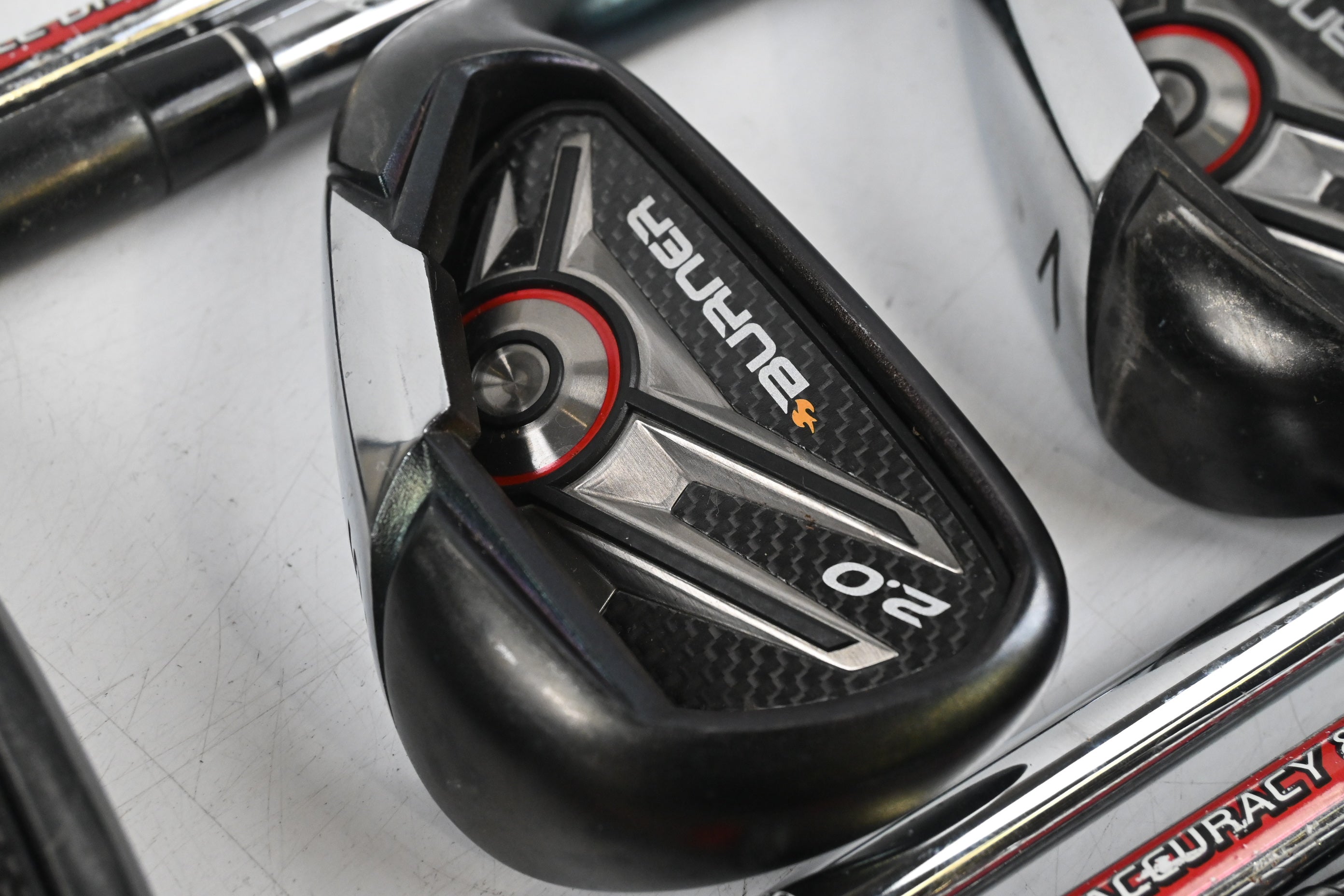 Taylormade Burner 2.0 Irons / 4-PW+SW / Regular Flex Burner 2.0 85 Shafts
