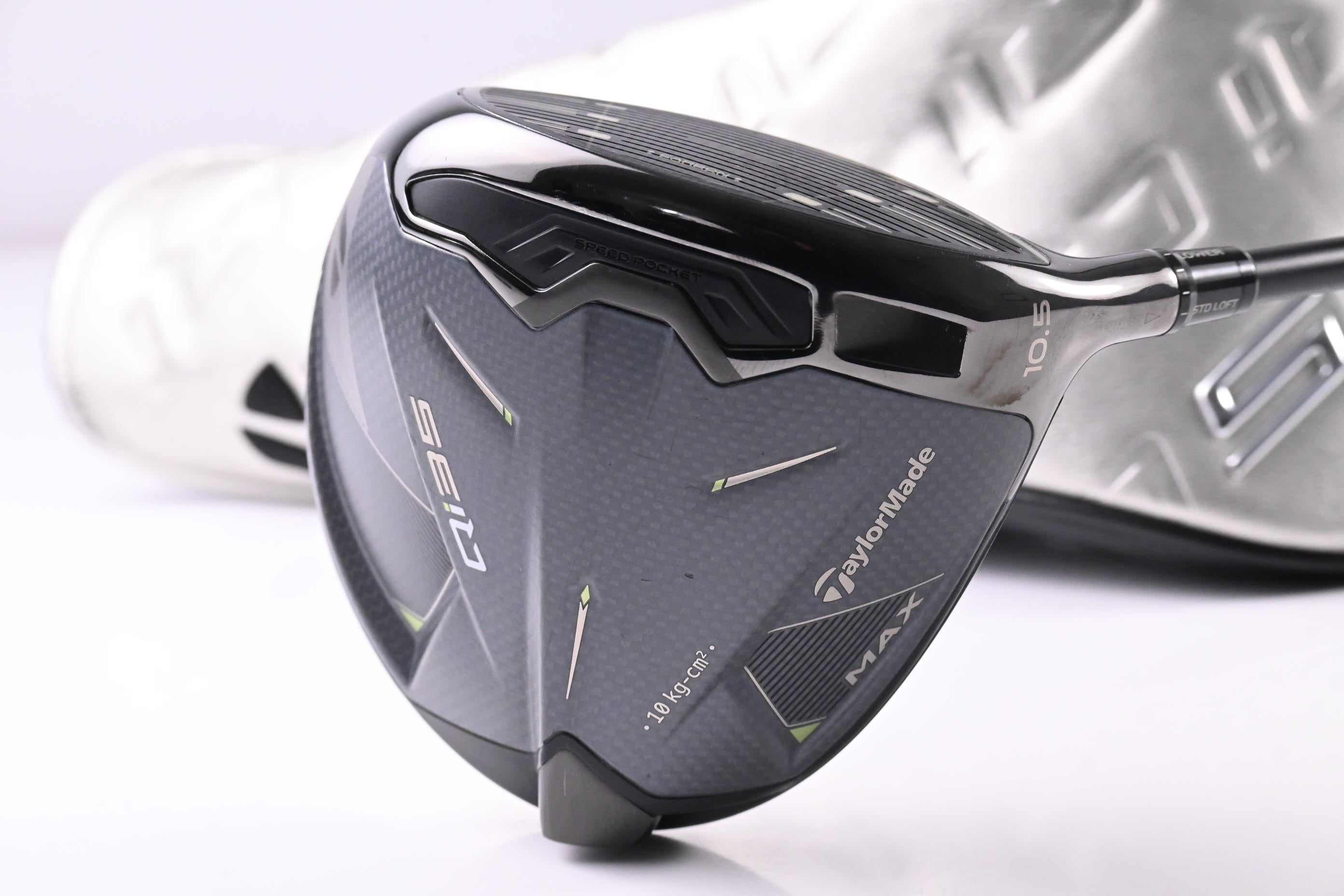Taylormade Qi35 Max Driver / 10.5 Degree / Regular Flex Ventus Blue 5 Shaft