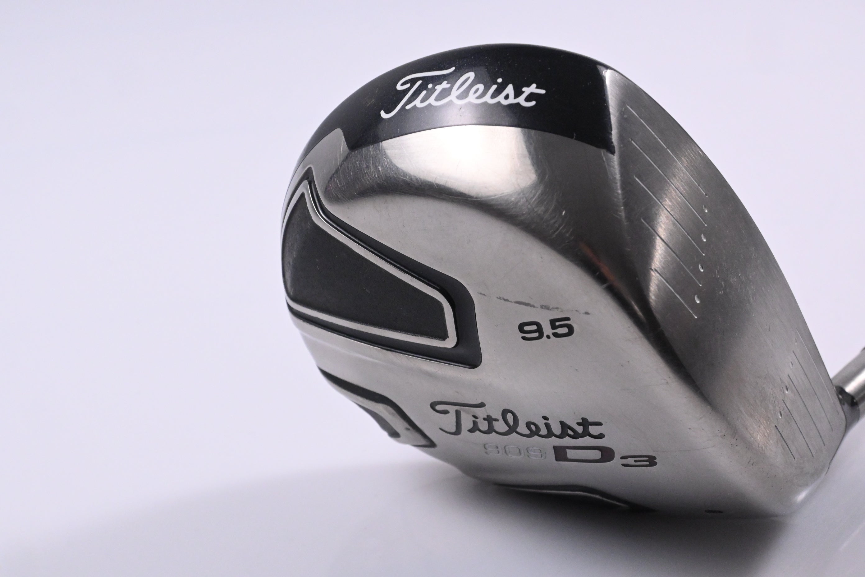 Titleist 909 D3 Driver / 9.5 Degree / Stiff Flex Grafalloy Prolaunch Red Shaft