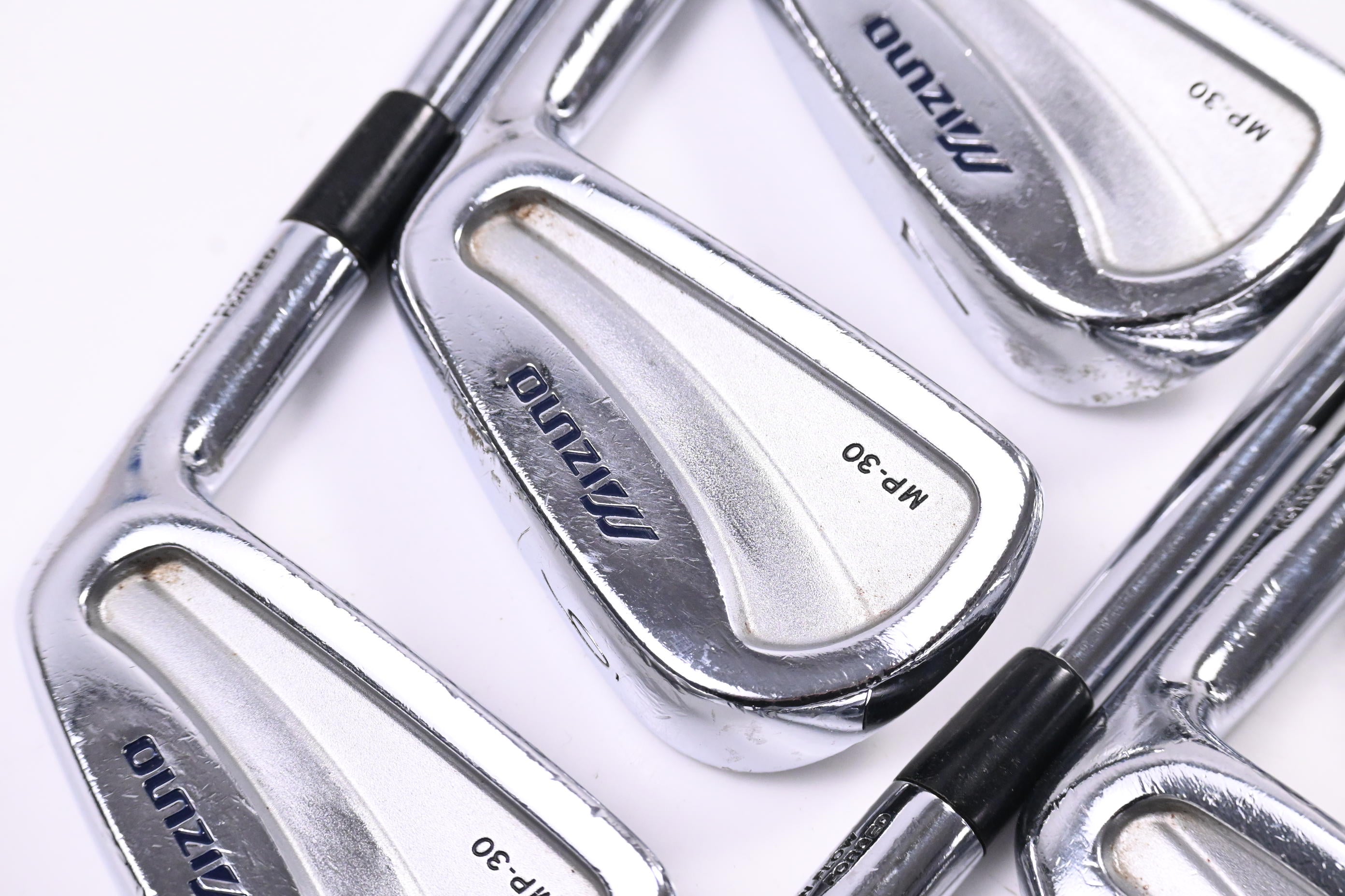Mizuno MP-30 Irons / 5-PW / Regular Flex Dynamic Gold R300 Shafts